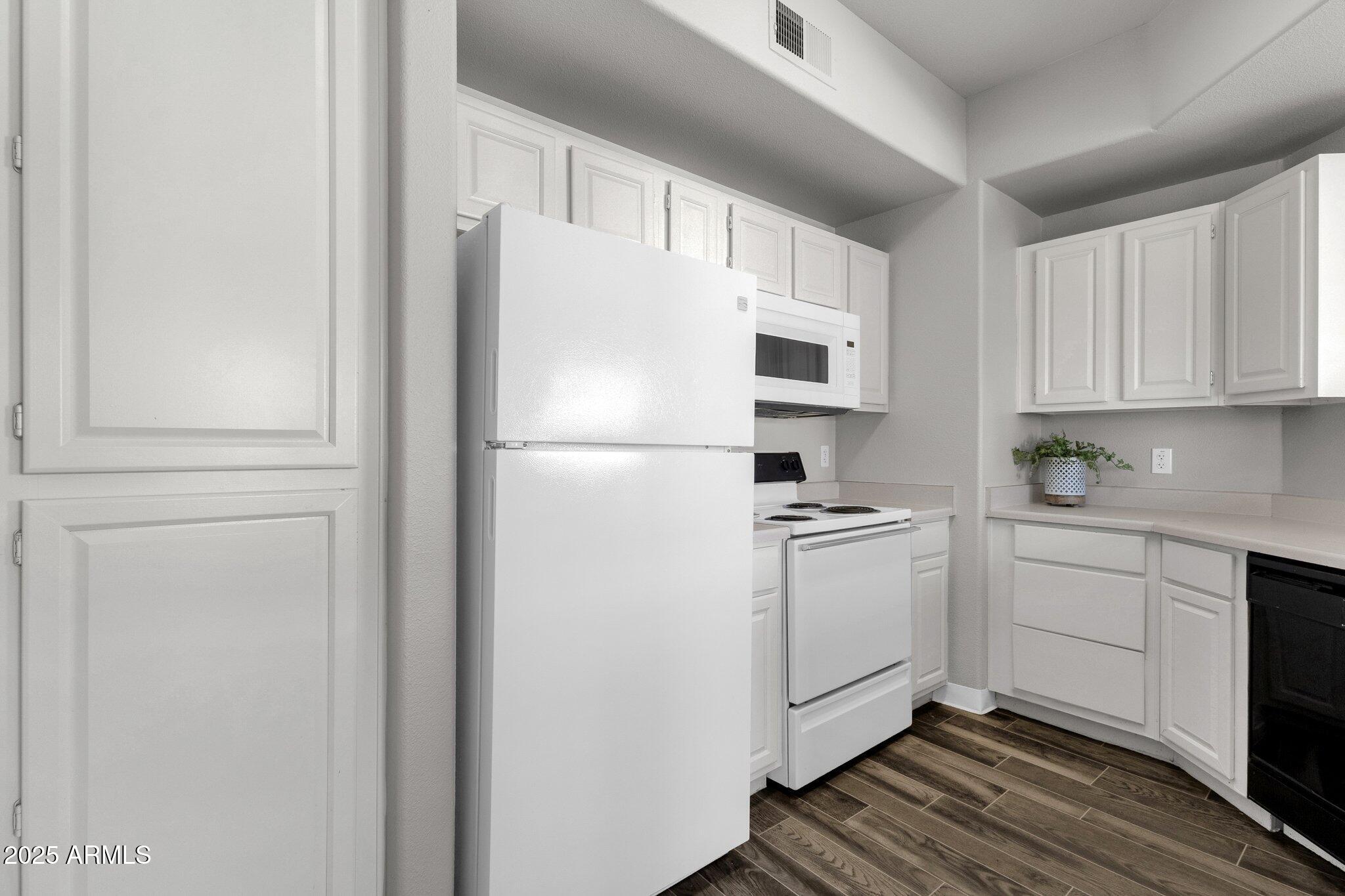 13700 N FOUNTAIN HILLS Boulevard 315