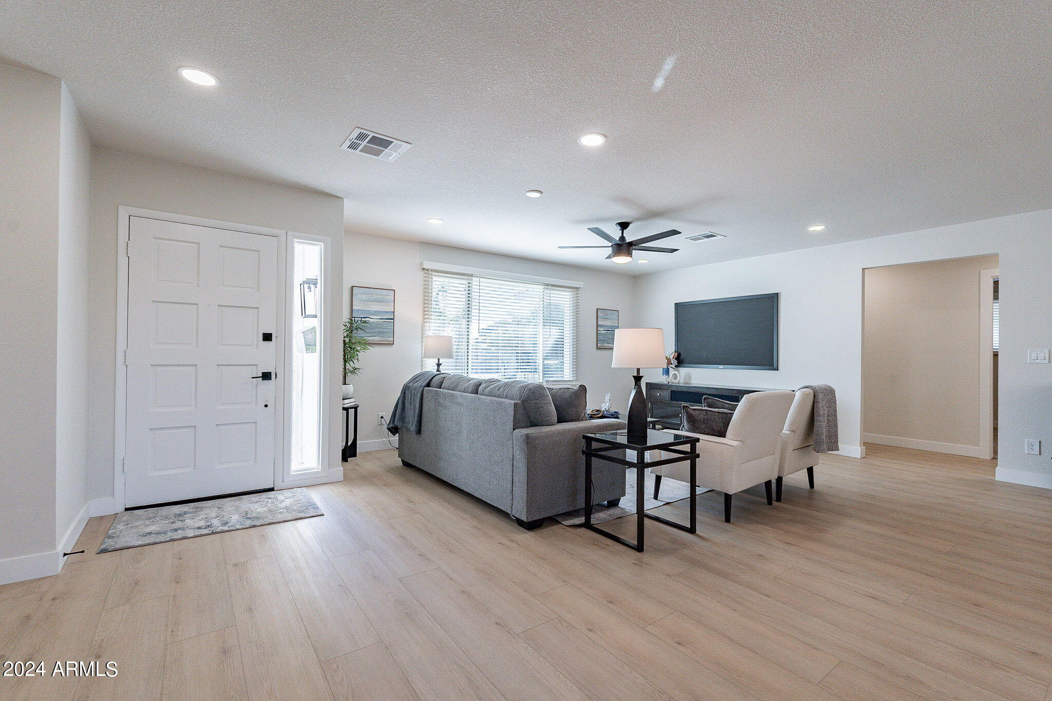 6646 S LA ROSA Drive
