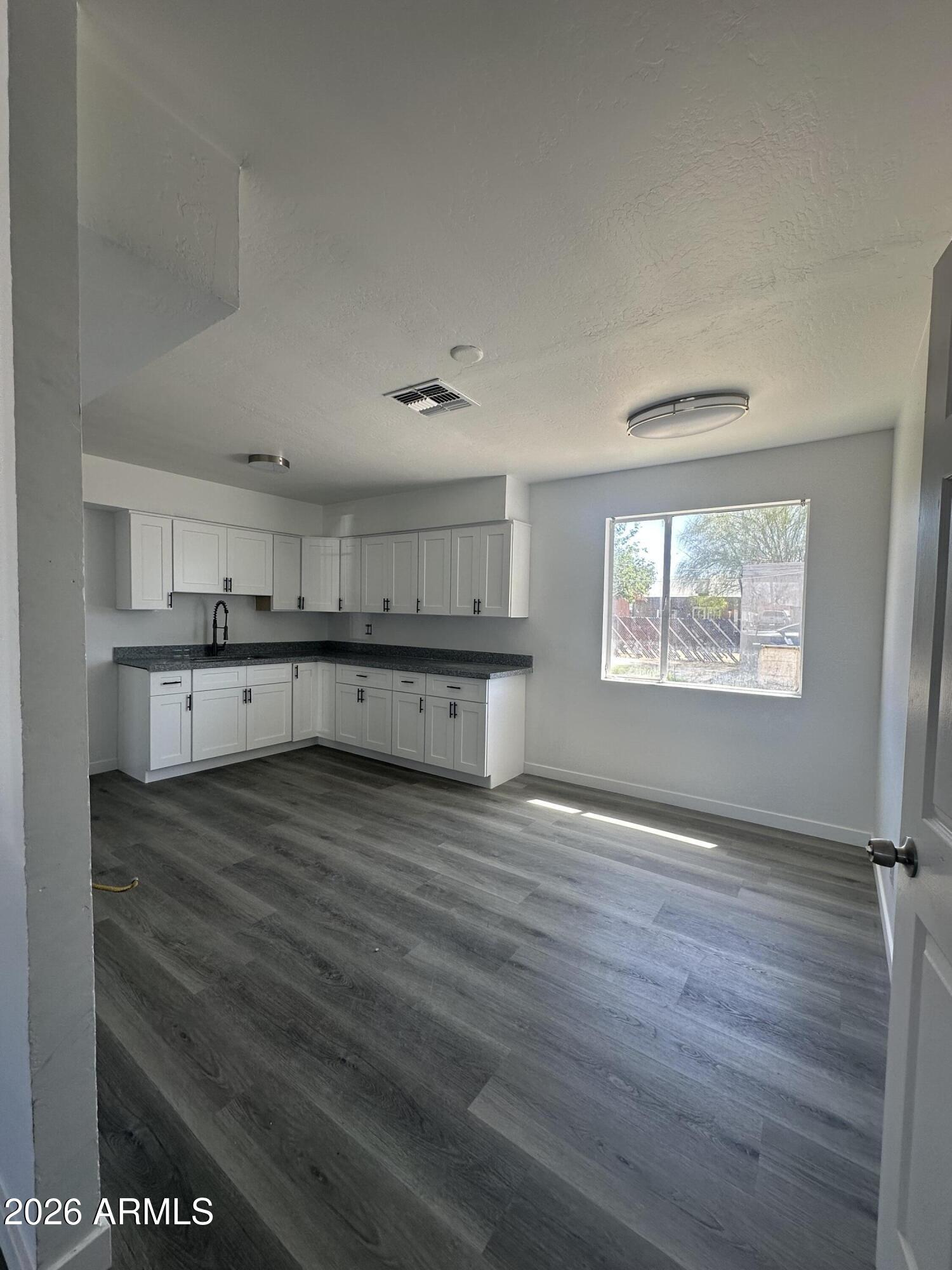 MARYVALE TERRACE 20A LTS 7329-7337 7629-7645 - Residential