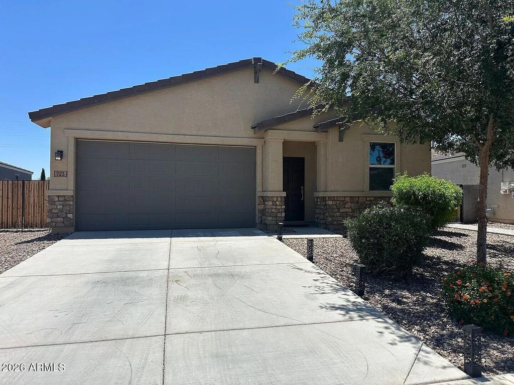 Photo of 723 W Tallula Trail, San Tan Valley, AZ 85140 (MLS # 6999396)