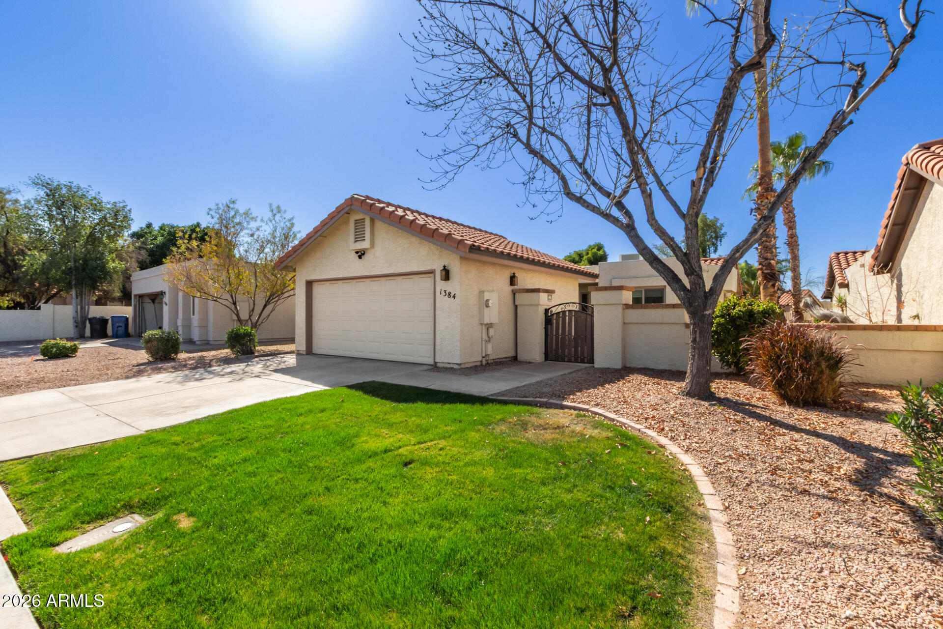 1384 N CARRIAGE Lane