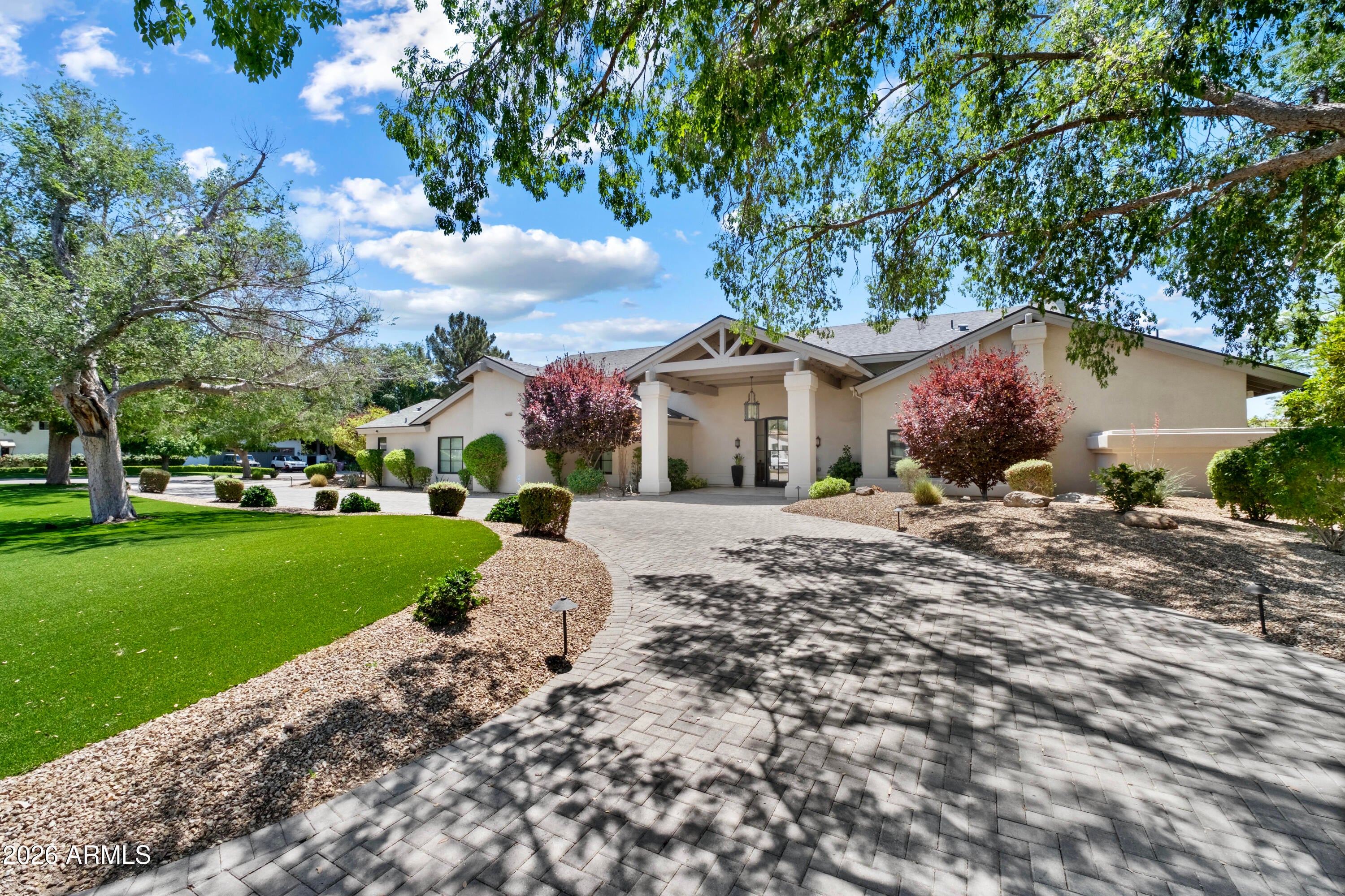 7281 E ROYAL PALM Road