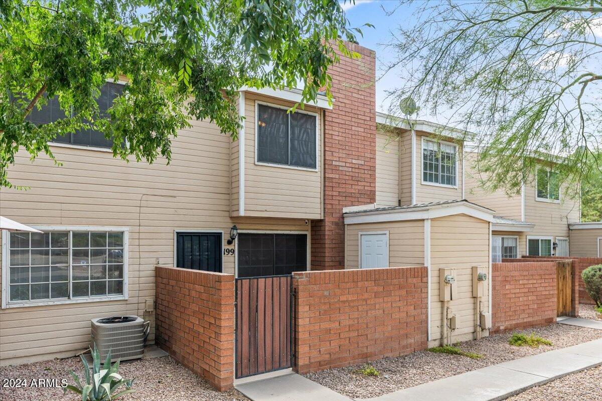 View Mesa, AZ 85210 townhome