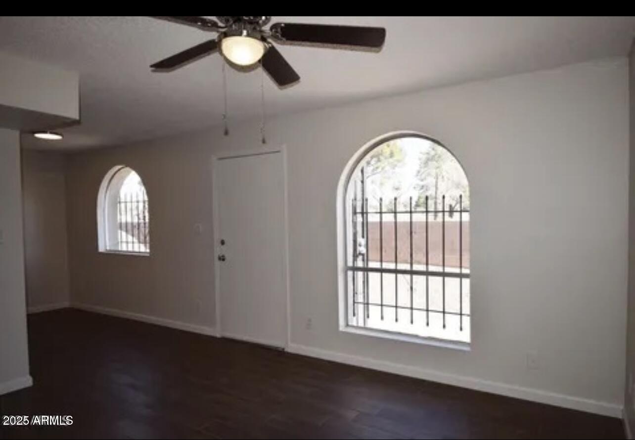 9222 N 35TH Avenue 1