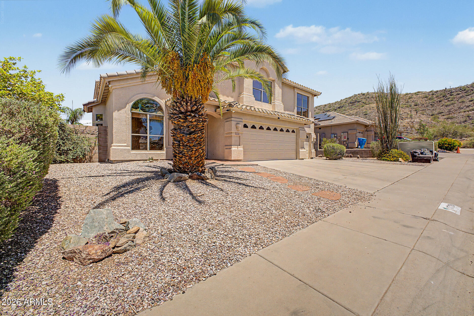 1728 E SAMUEL Drive
