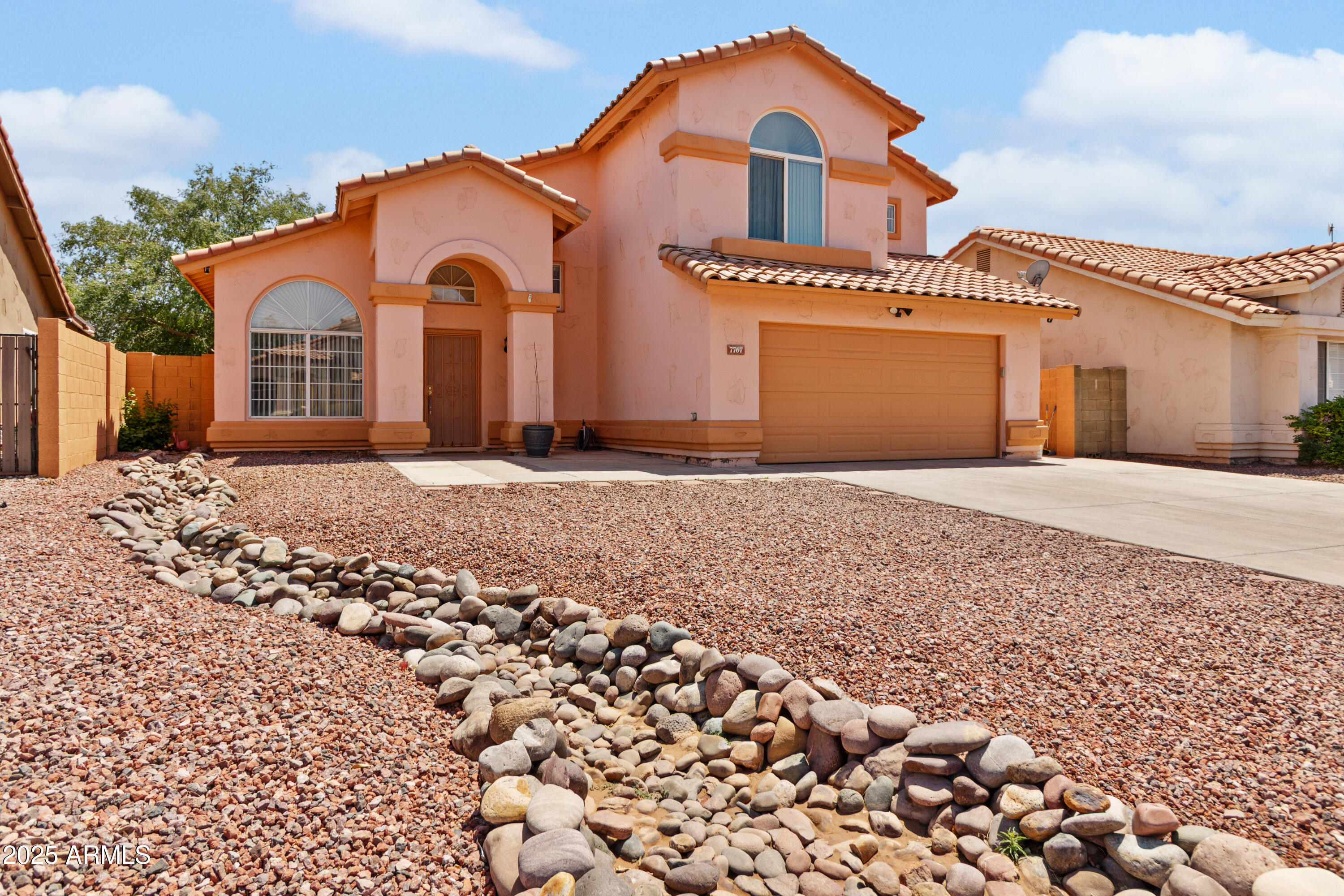 7767 W SIERRA VISTA Drive