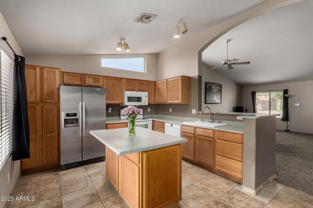Photo of 8893 N 114th Drive, Peoria, AZ 85345 (MLS # 6918247)