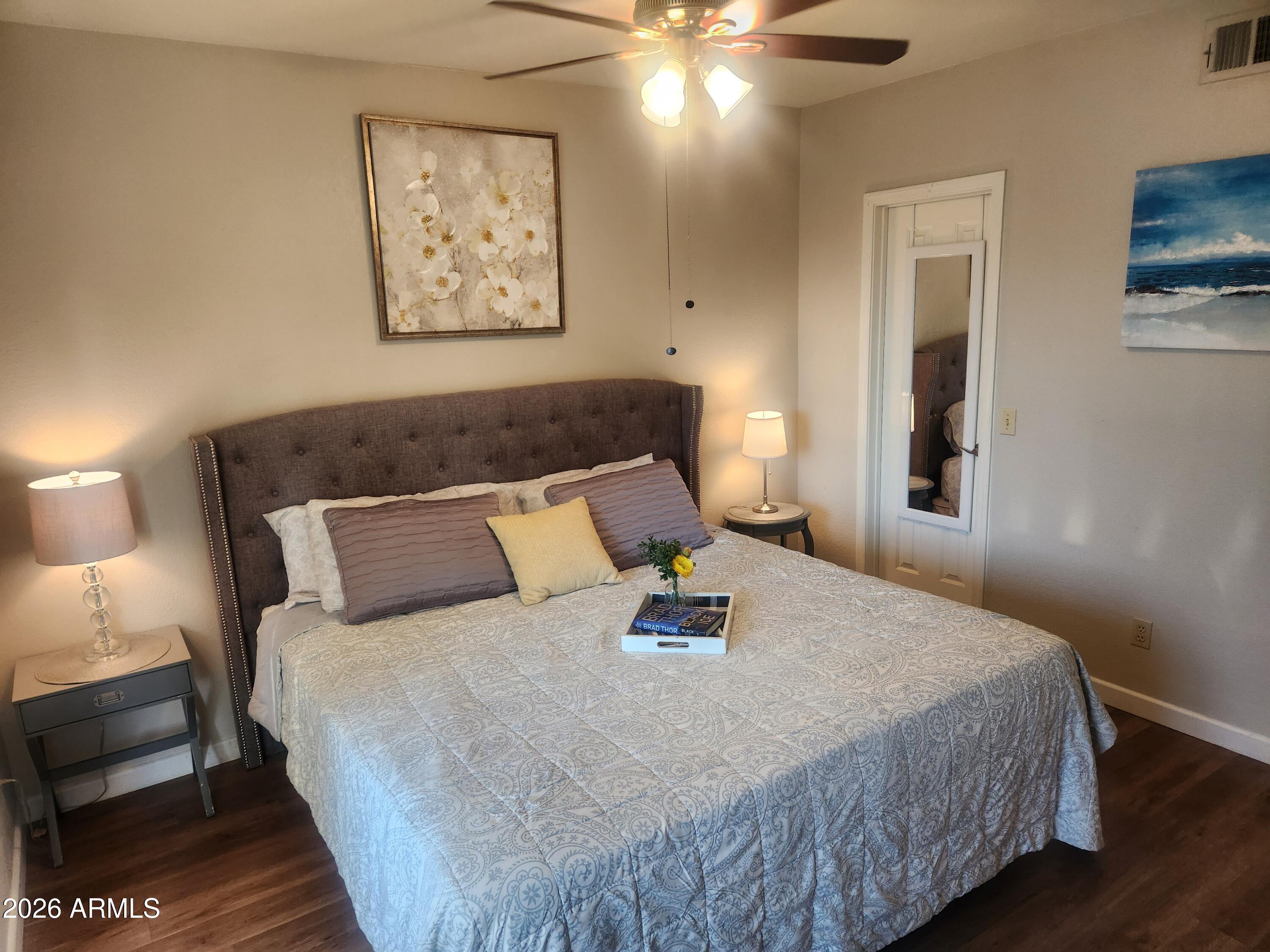 LAKESHORE AT ANDERSEN SPRINGS CONDOMINIUM - Residential