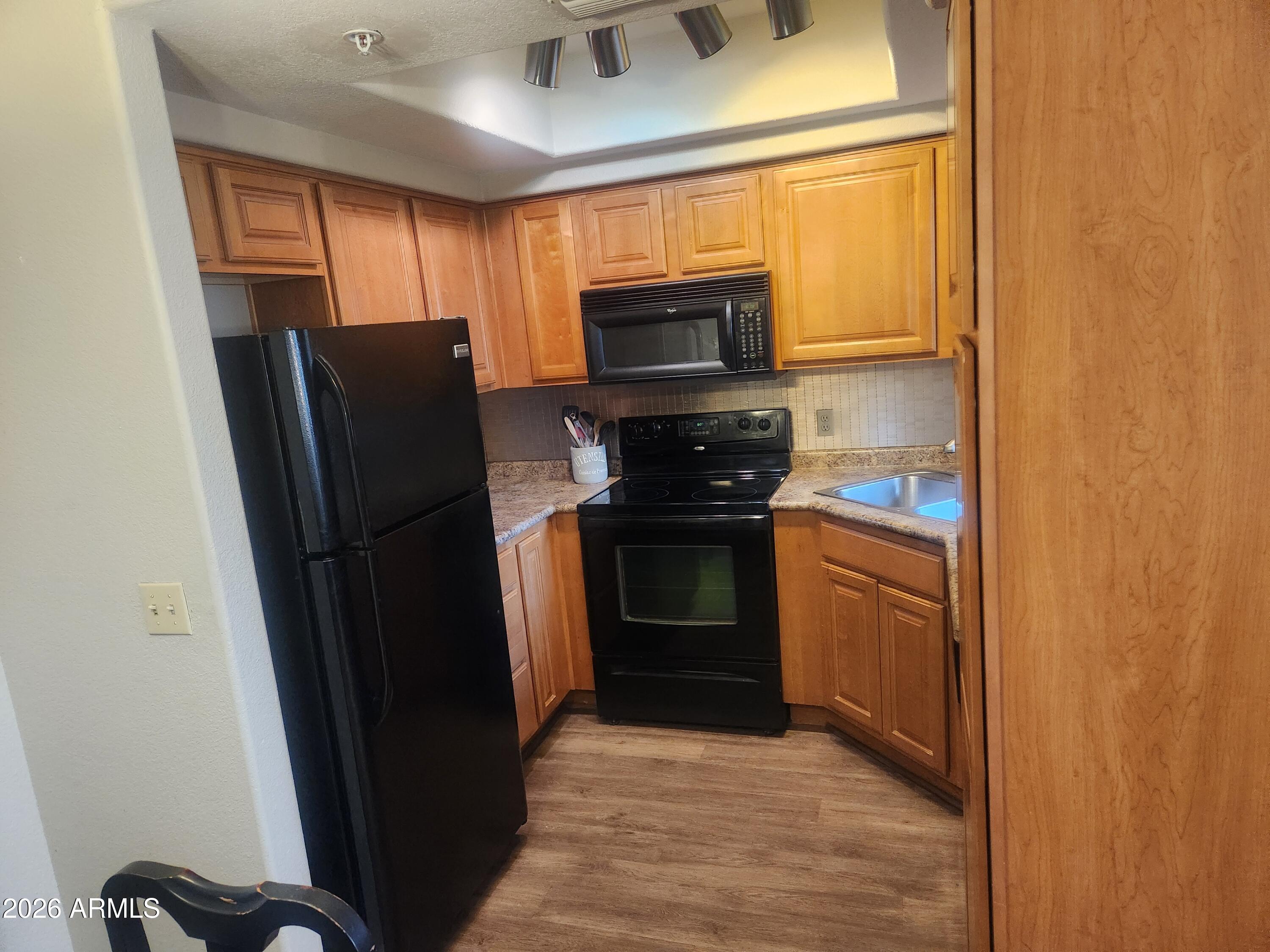 LAKESHORE AT ANDERSEN SPRINGS CONDOMINIUM - Residential