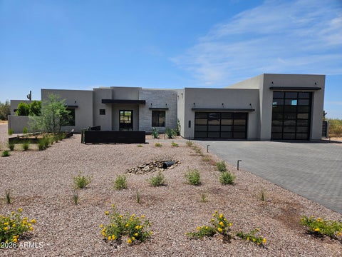 Photo of 1708 E Creek Canyon Road, Phoenix, AZ 85086 (MLS # 7076177)