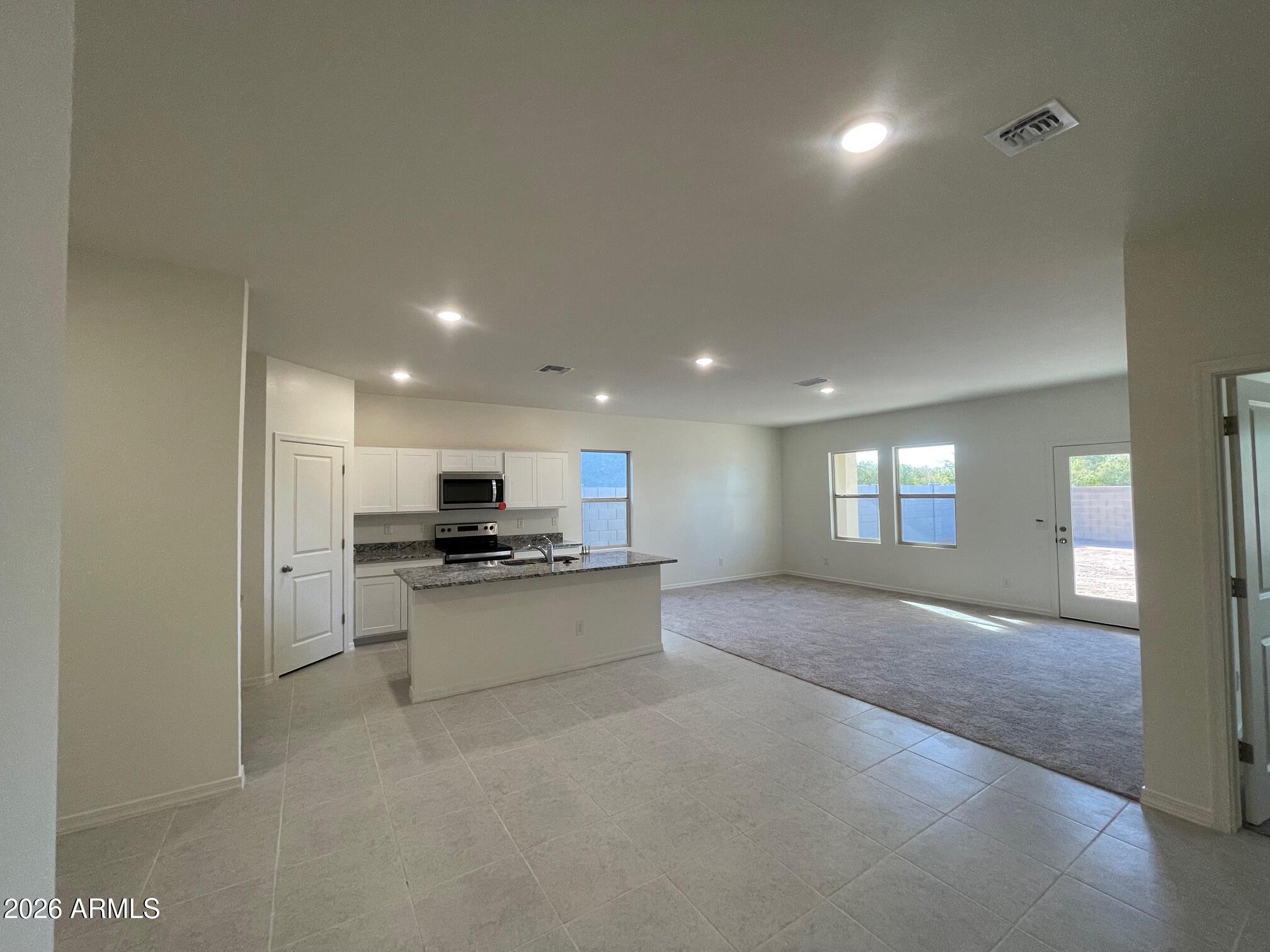 2059 E DRIFTWOOD Drive