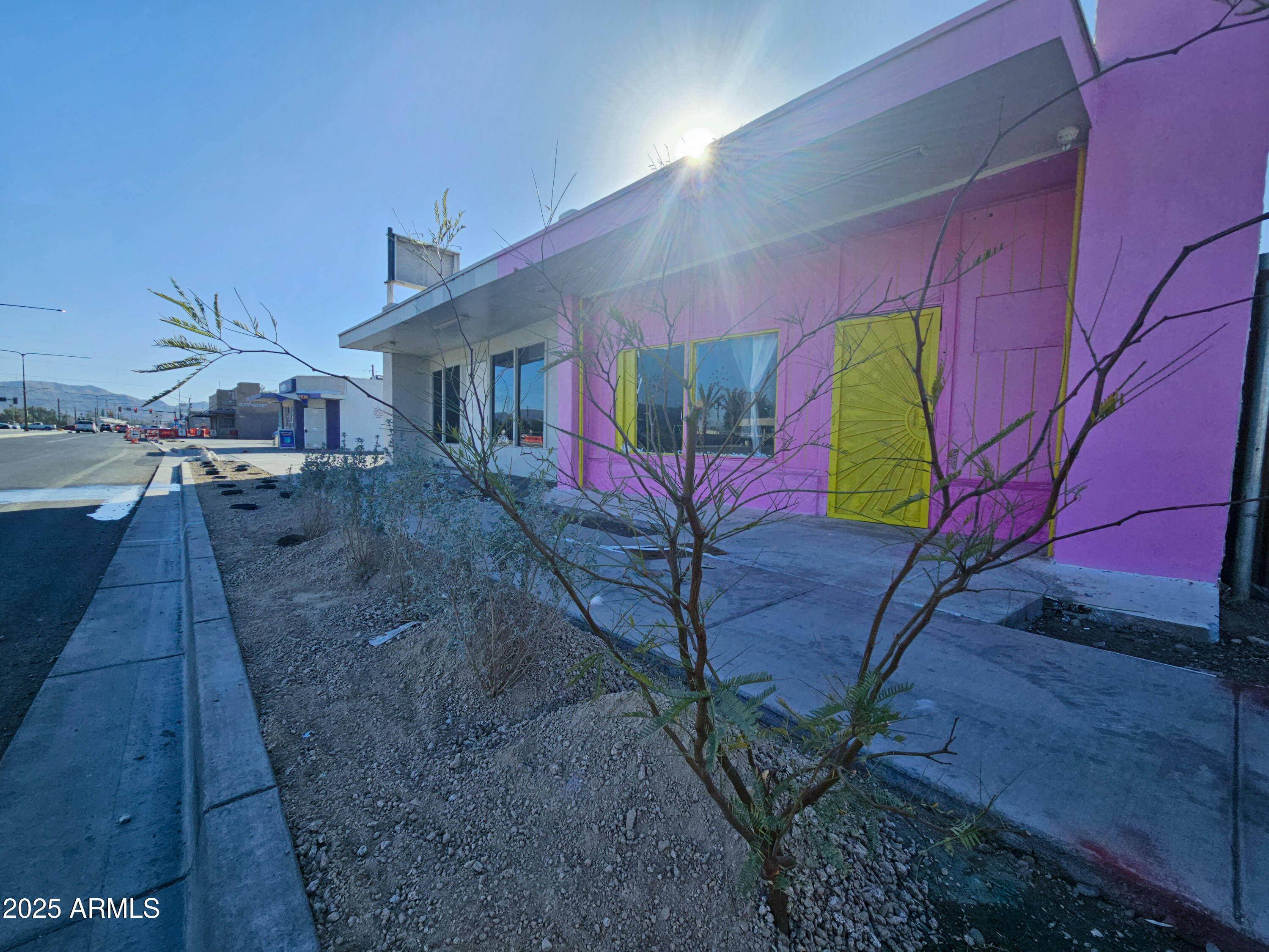 4216 S CENTRAL Avenue