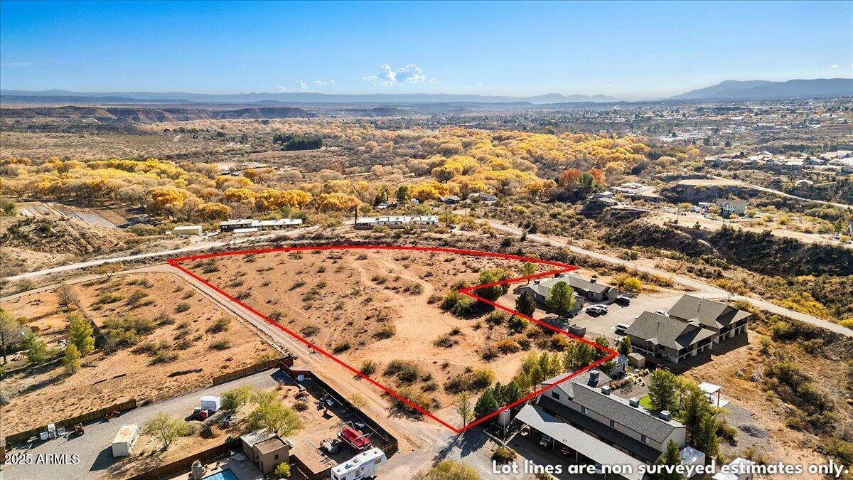 561 El Rancho Drive -