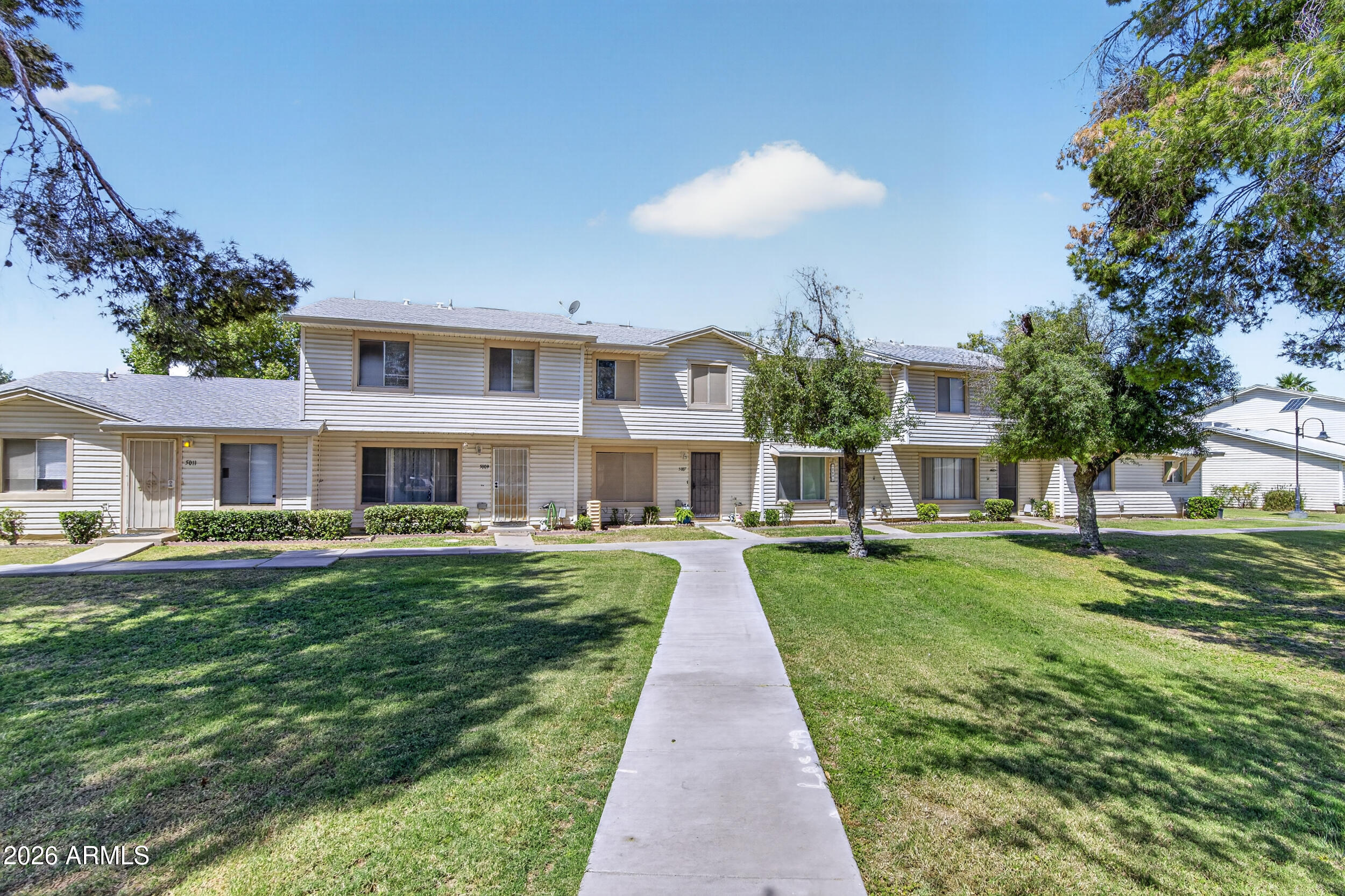 PARK PREMIERE TOWNHOUSES 1 - Residential