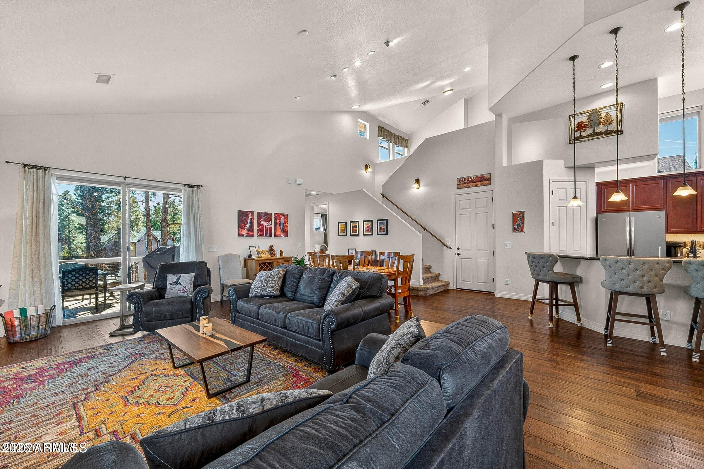 2926 S Presidio De Calabasas --