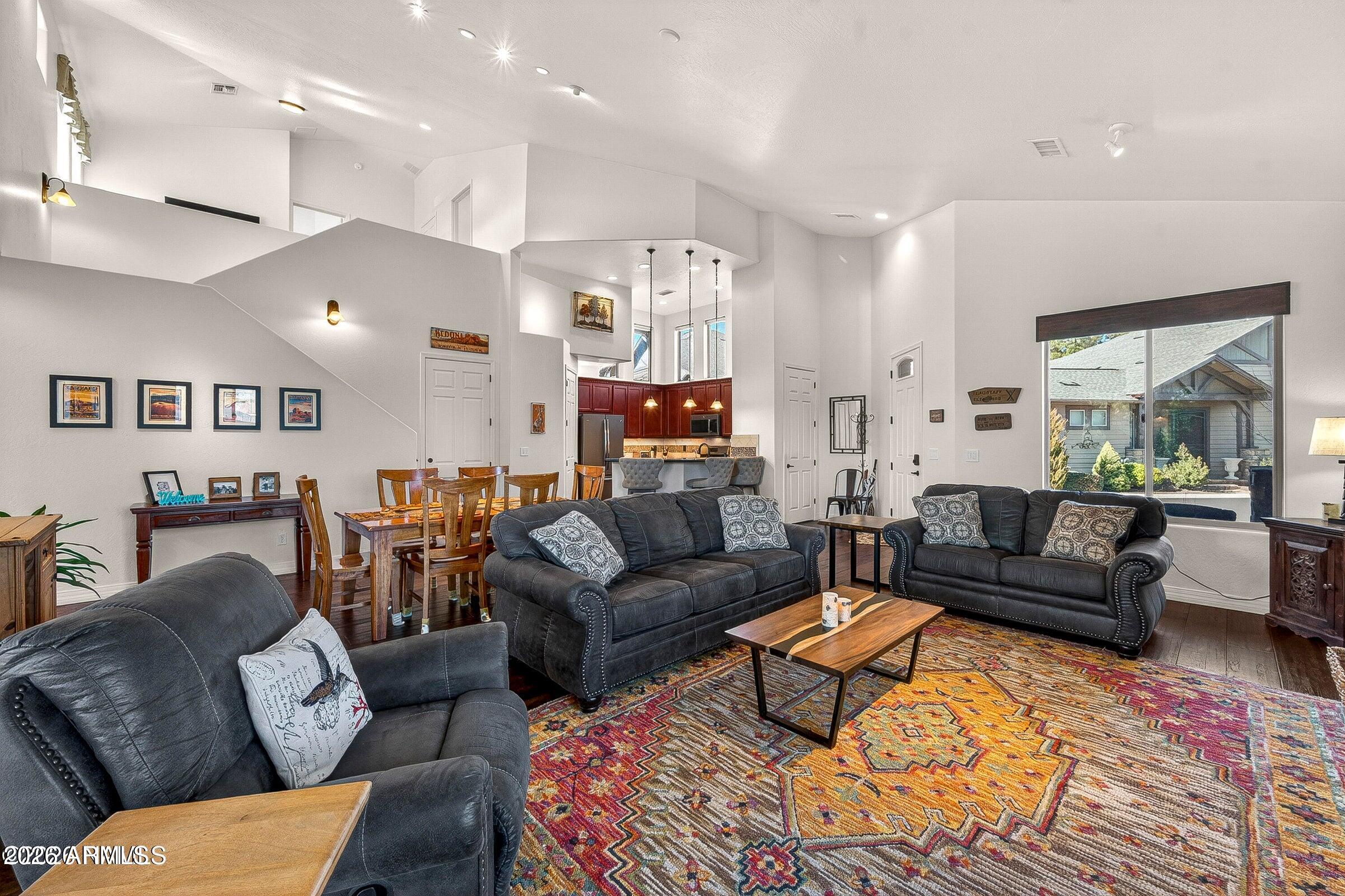 2926 S Presidio De Calabasas --