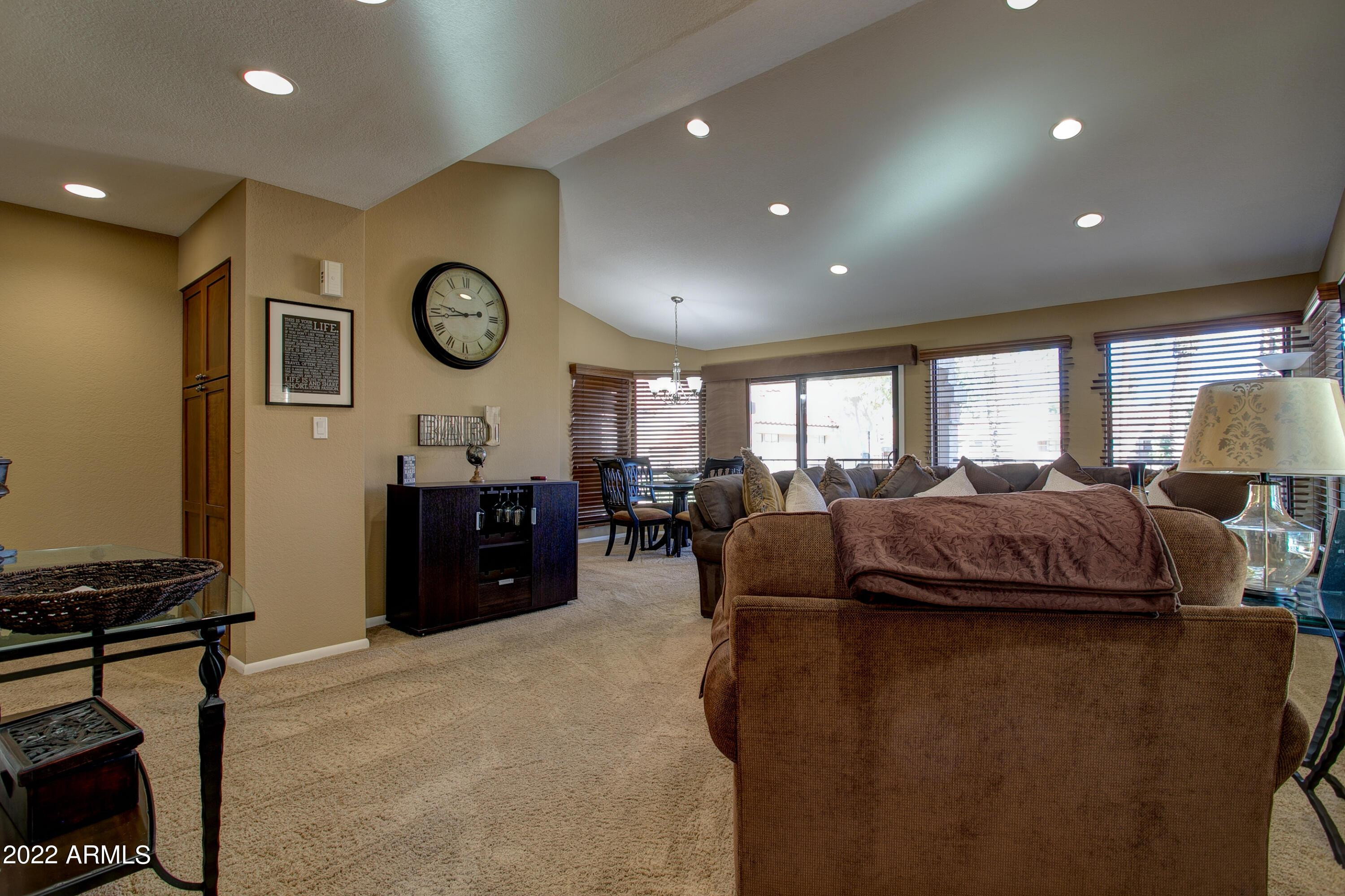 9707 E MOUNTAIN VIEW Road 2456