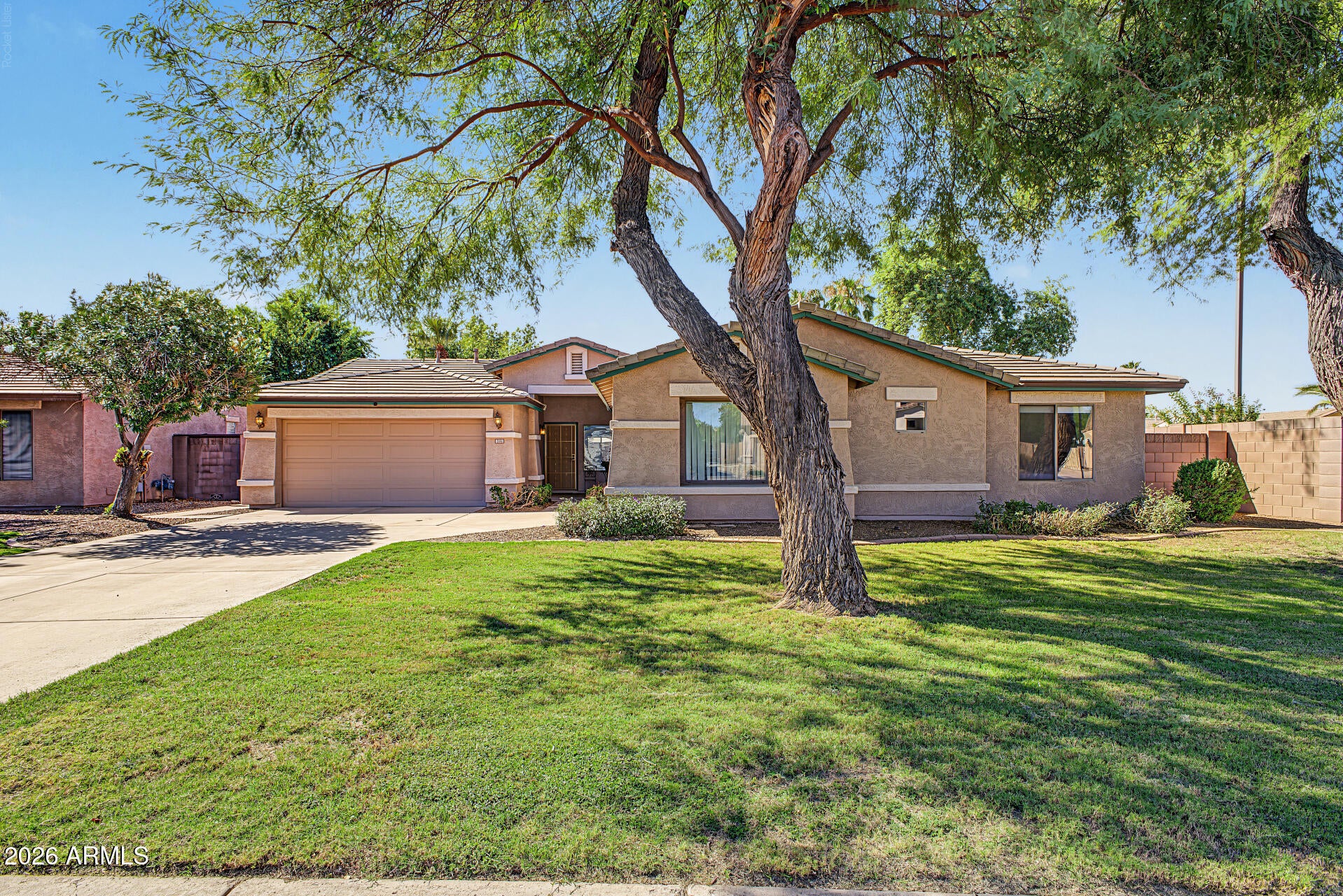 2132 S PENROSE Drive