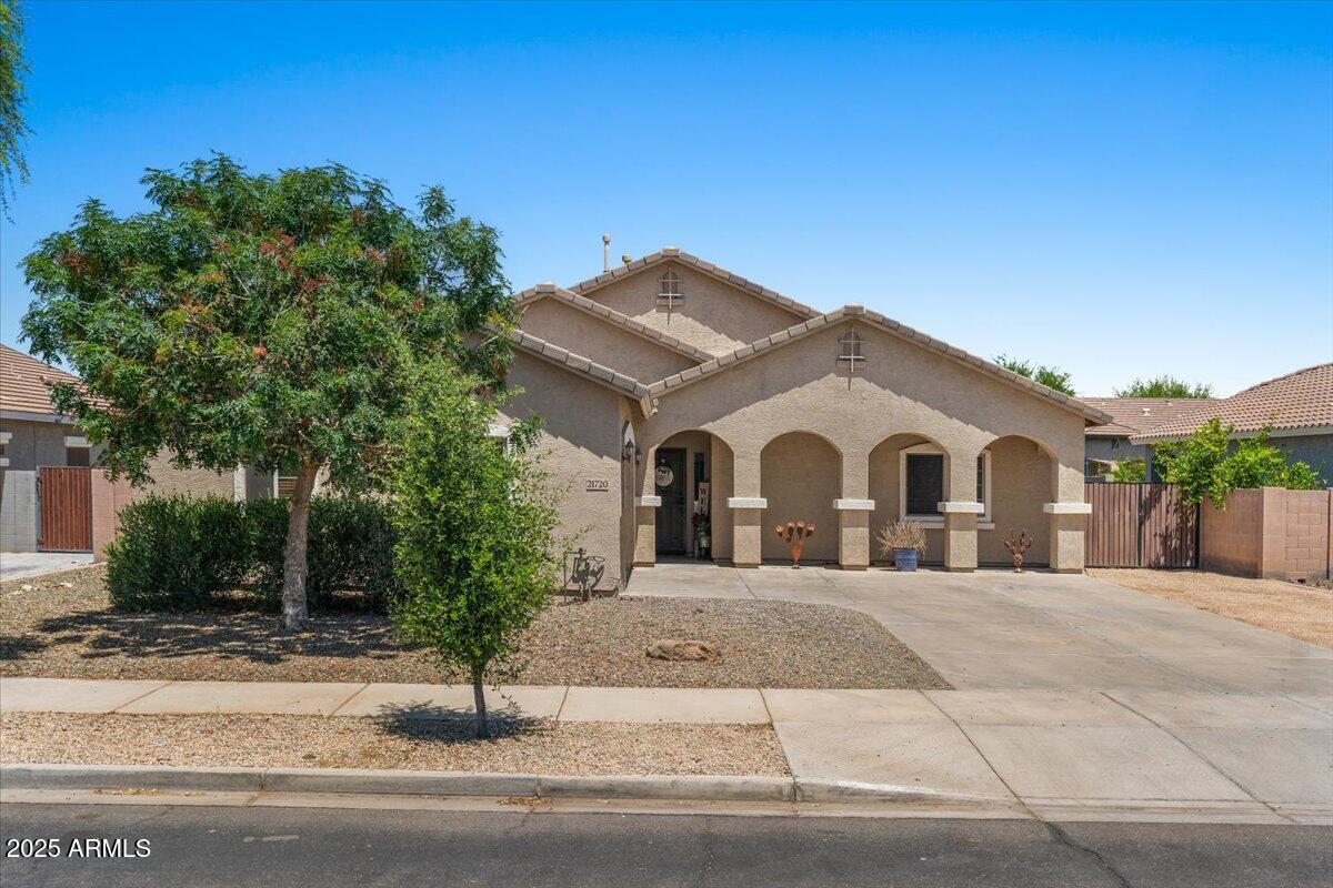 21720 E DOMINGO Road