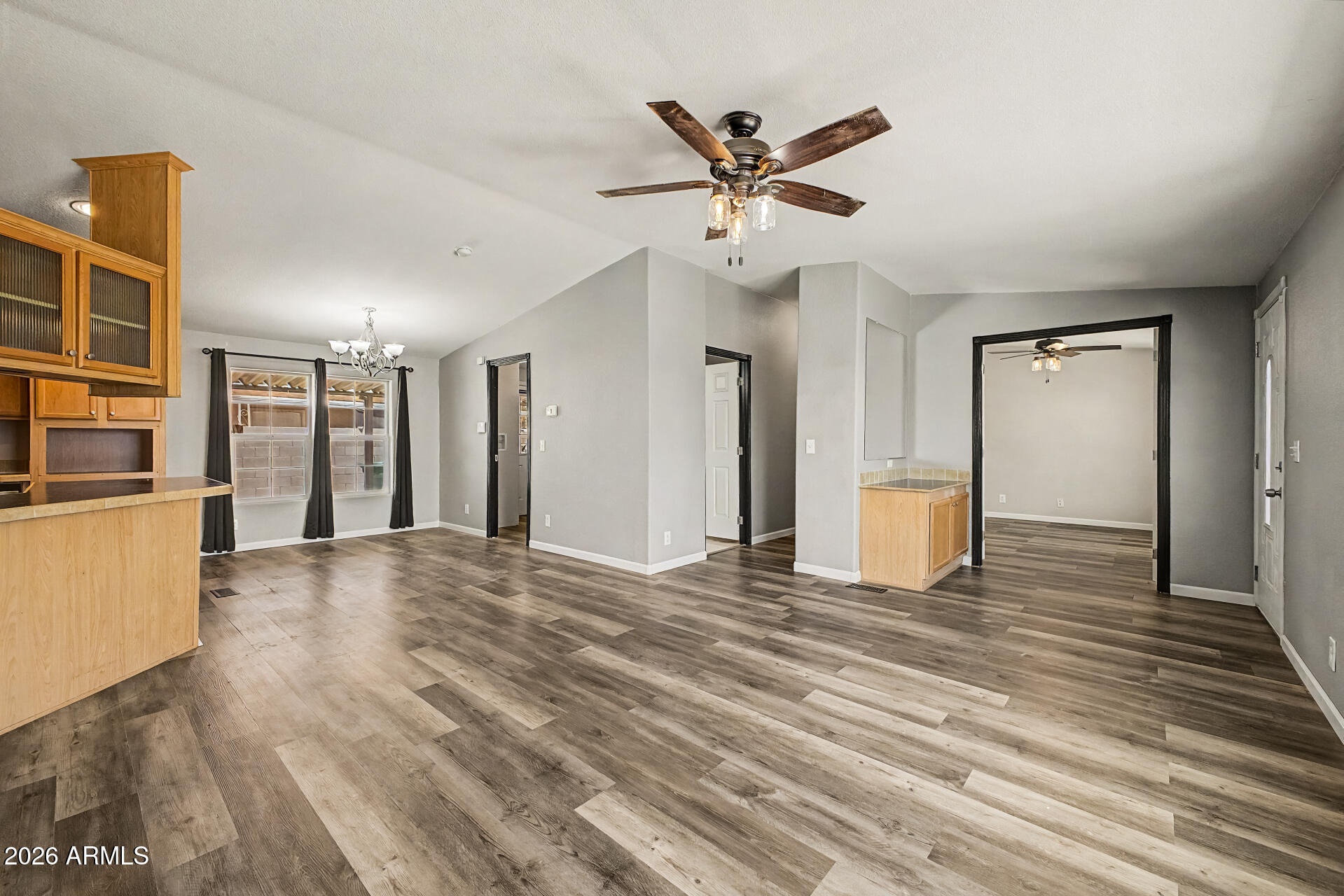 138 N 88TH Place