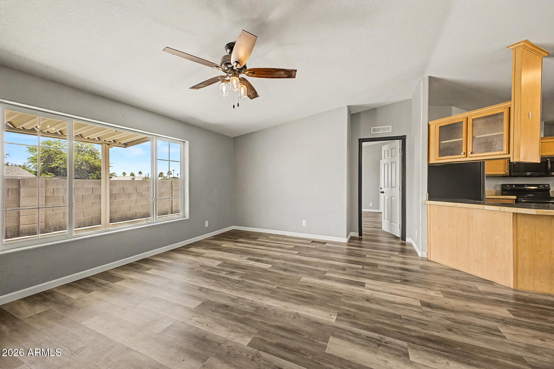 138 N 88TH Place