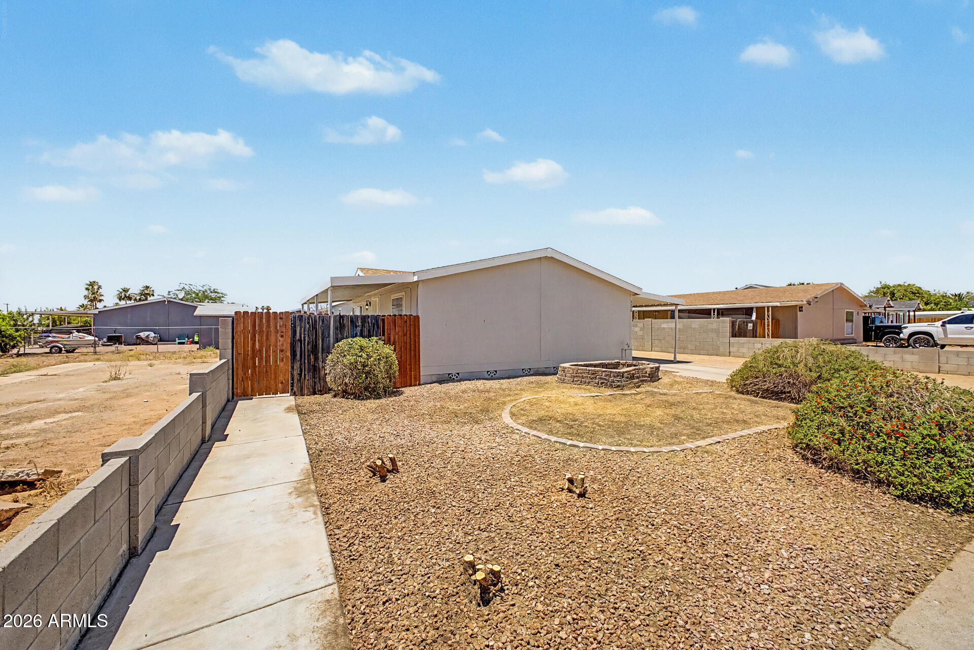 138 N 88TH Place