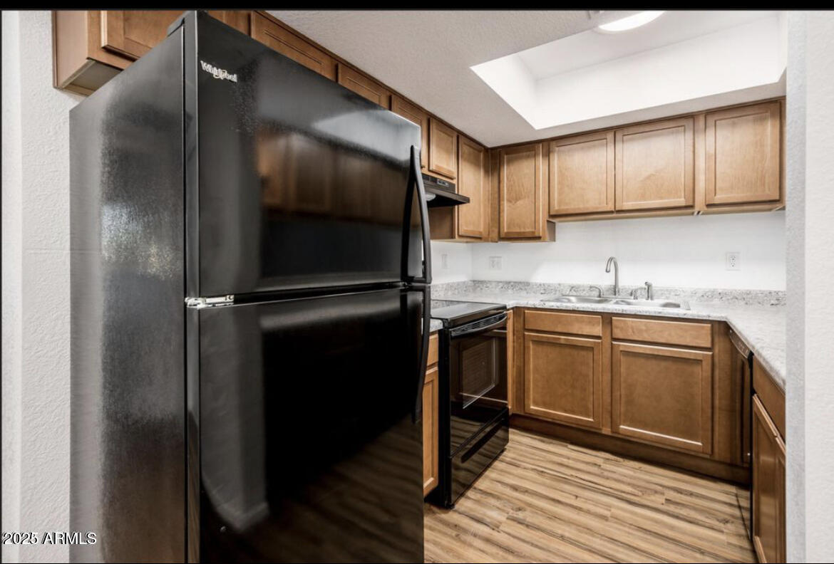 3810 N MARYVALE Parkway 1058