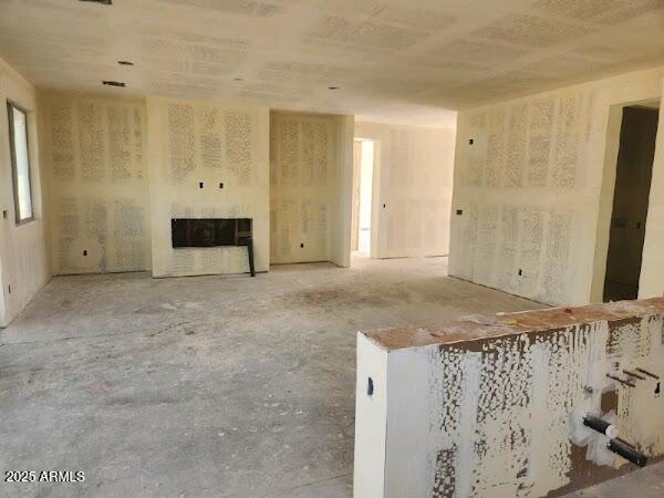 15 CREEK ROCK Circle