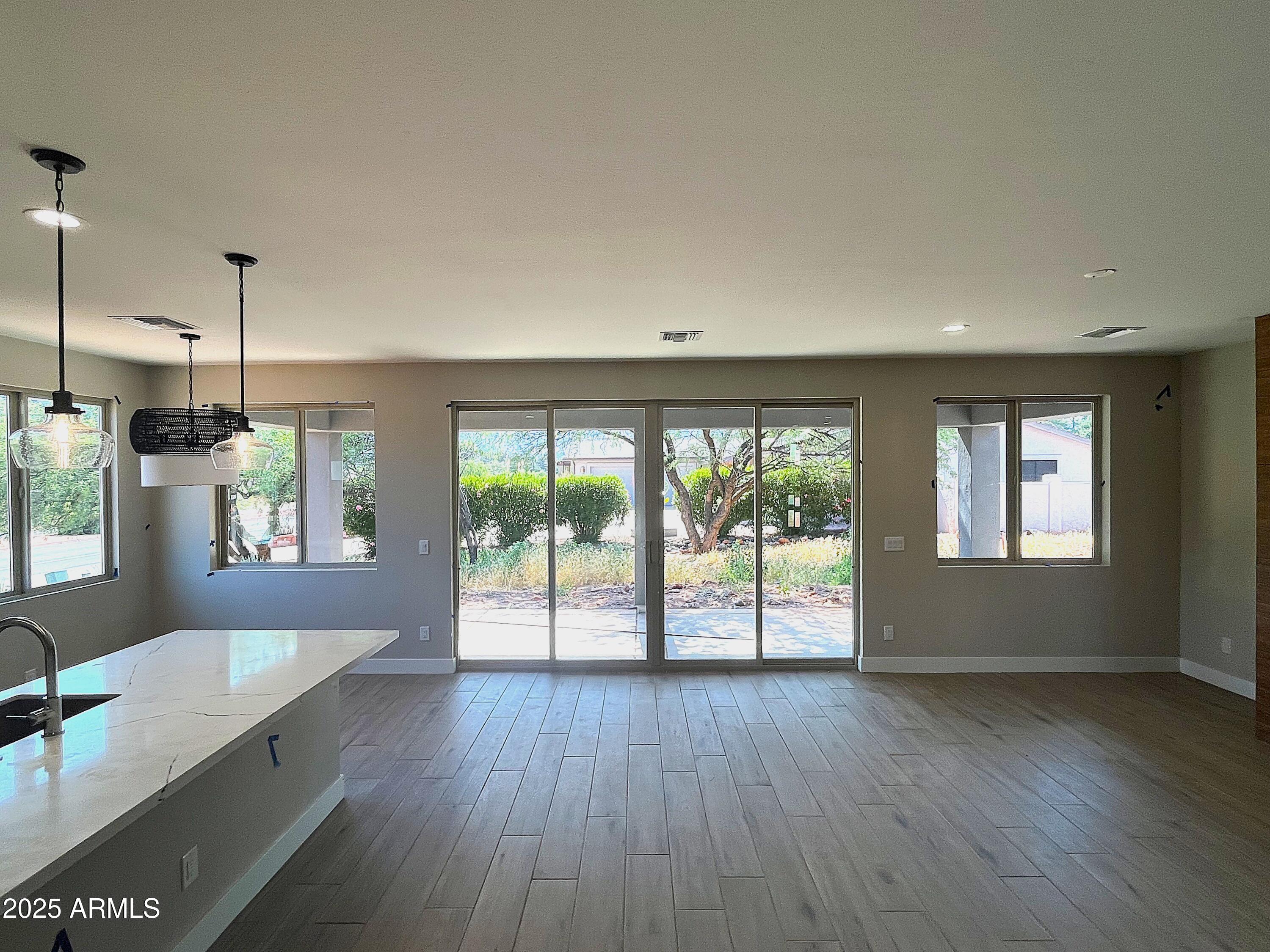 15 CREEK ROCK Circle
