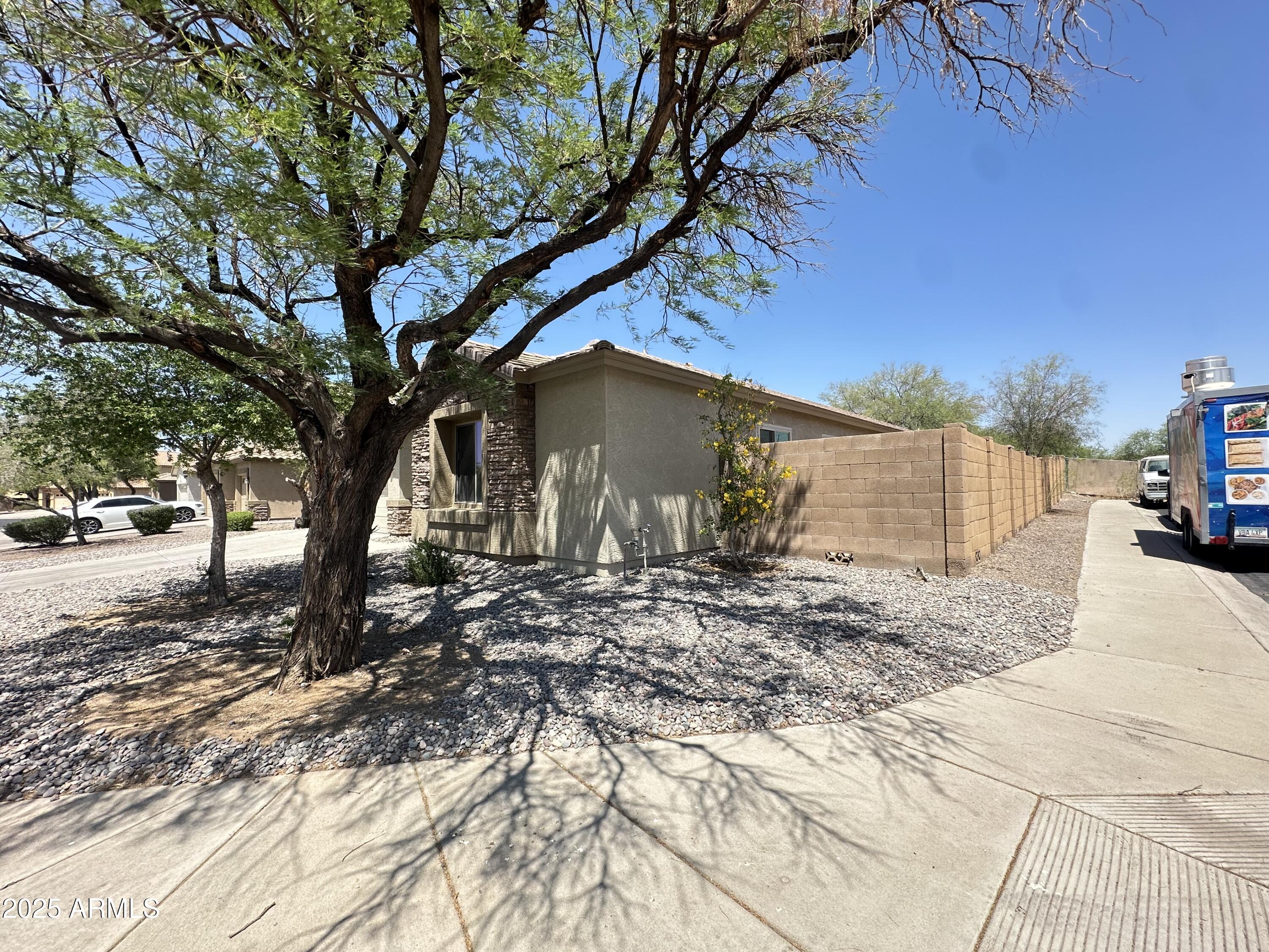 Homes 4 7419 S 45TH Avenue