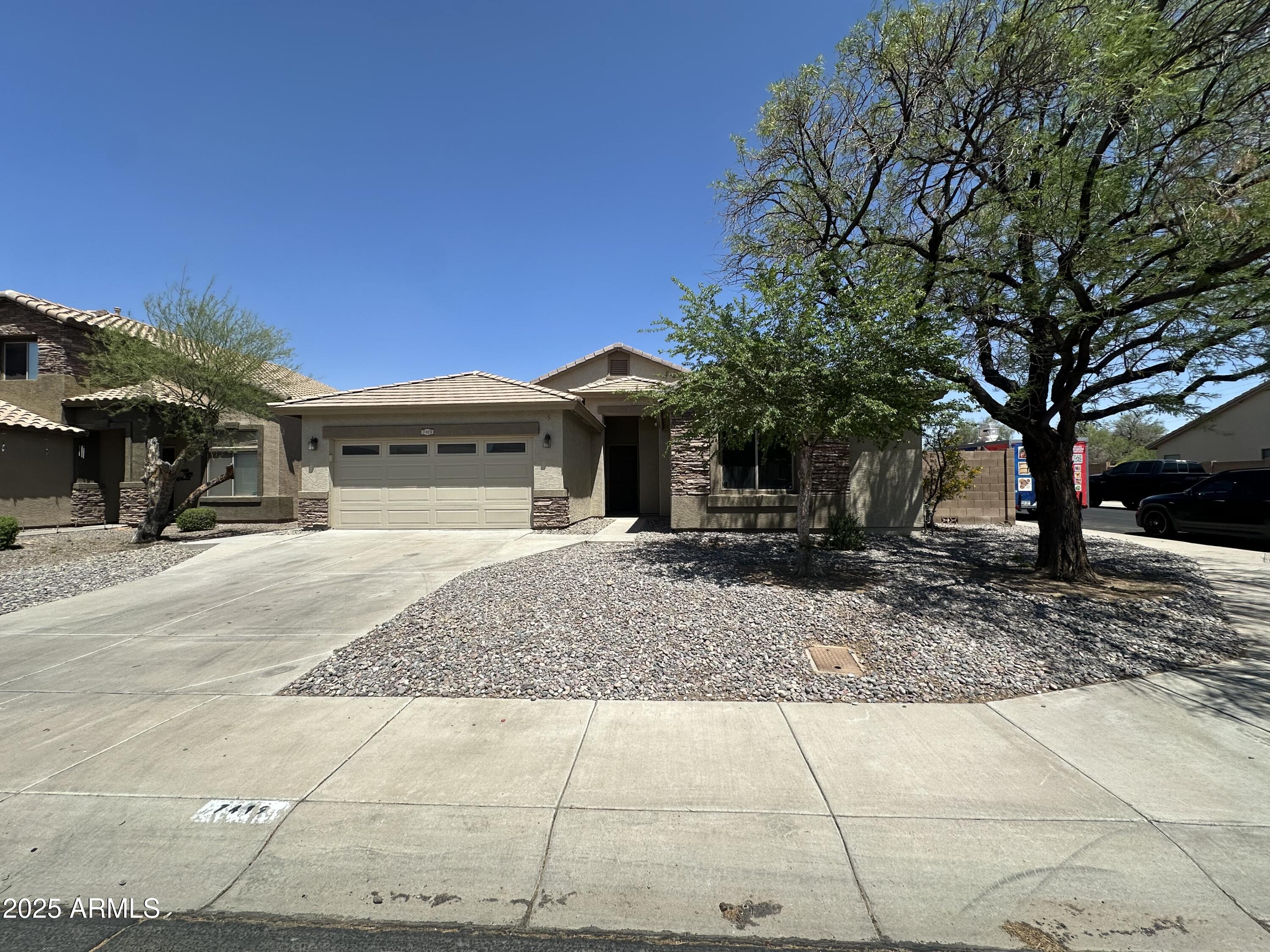 Homes 1 7419 S 45TH Avenue