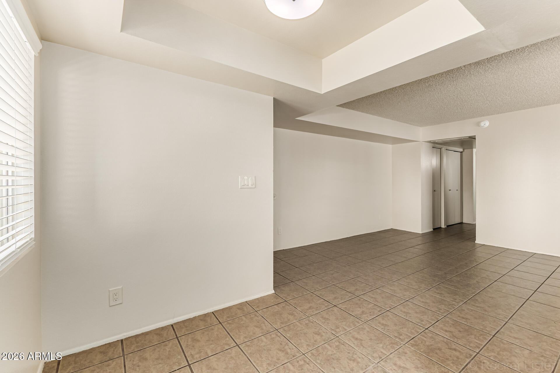 HALLCRAFT VILLAS WEST 8 - Residential