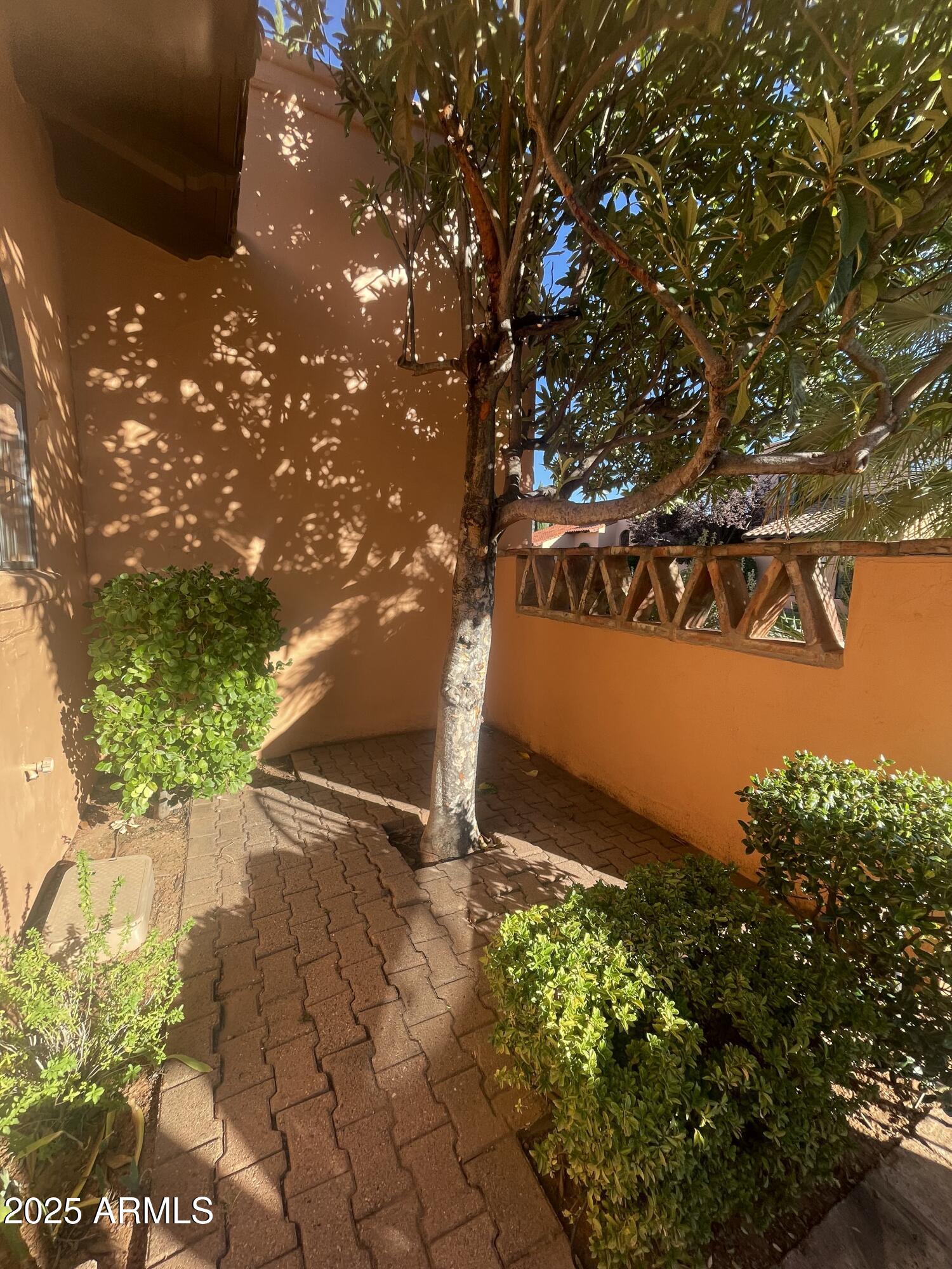 44 RIM TRAIL Circle 54