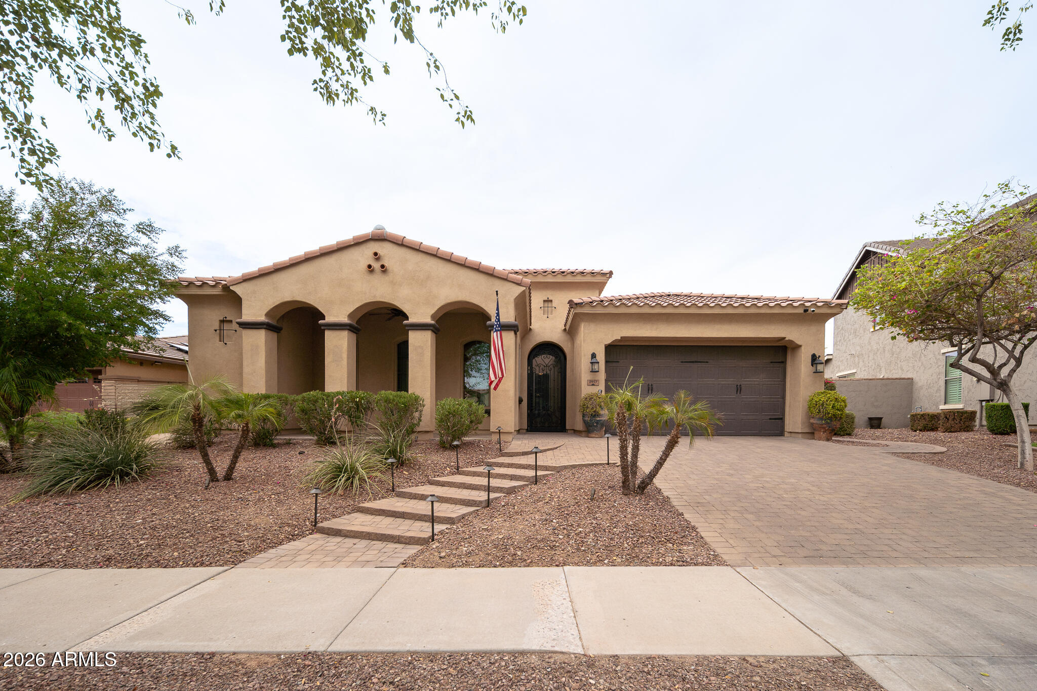 2957 N RILEY Court