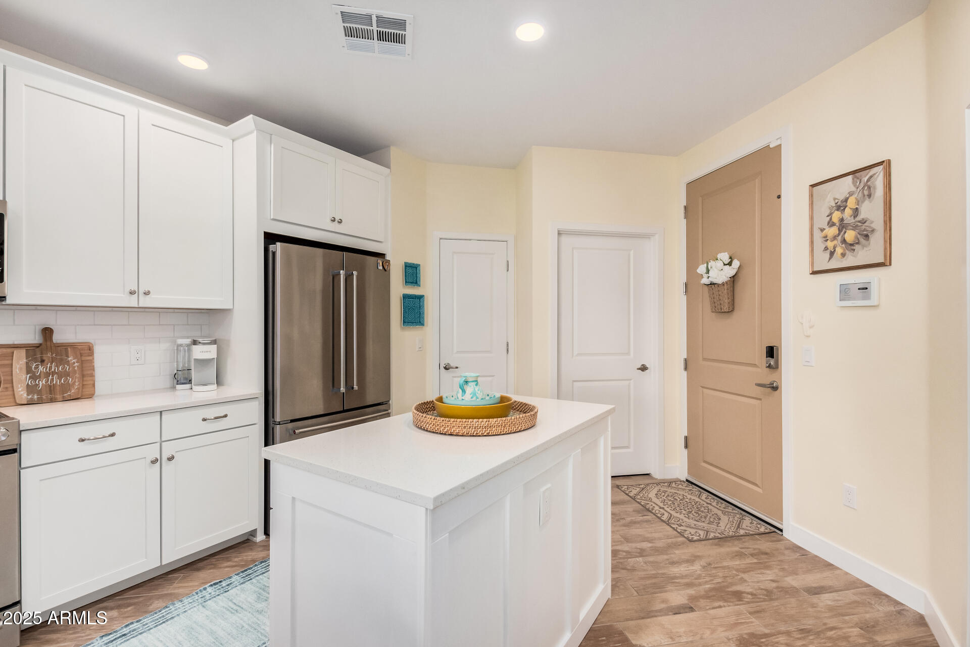 2511 W QUEEN CREEK Road 163