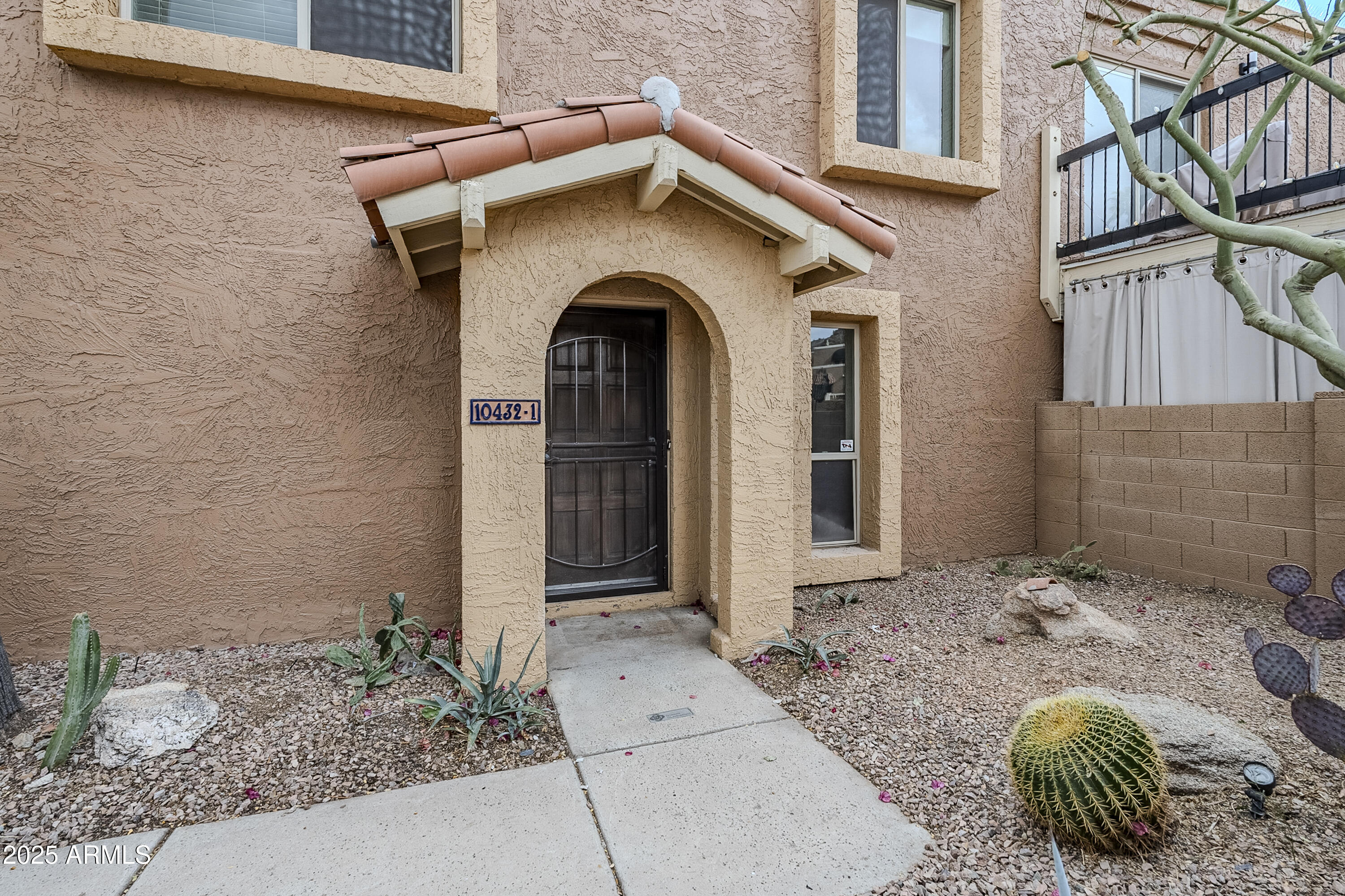 10432 N 7TH Place 1