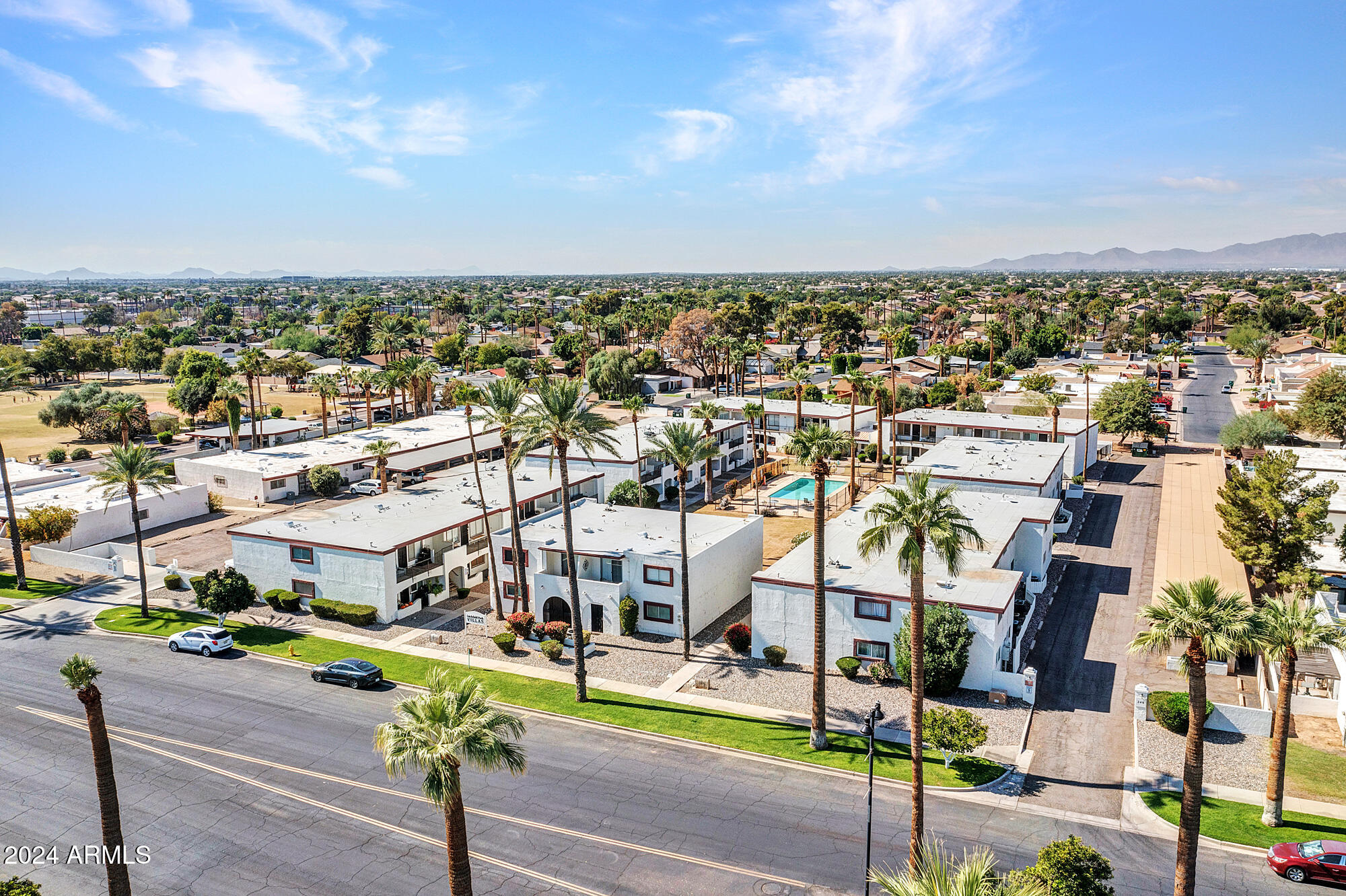 Litchfield Park, Arizona 85340, United States, 3 Bedrooms Bedrooms, ,2 BathroomsBathrooms,Residential,Pending,117644