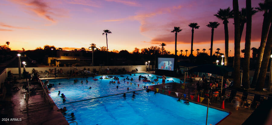 Litchfield Park, Arizona 85340, United States, 3 Bedrooms Bedrooms, ,2 BathroomsBathrooms,Residential,Pending,117644
