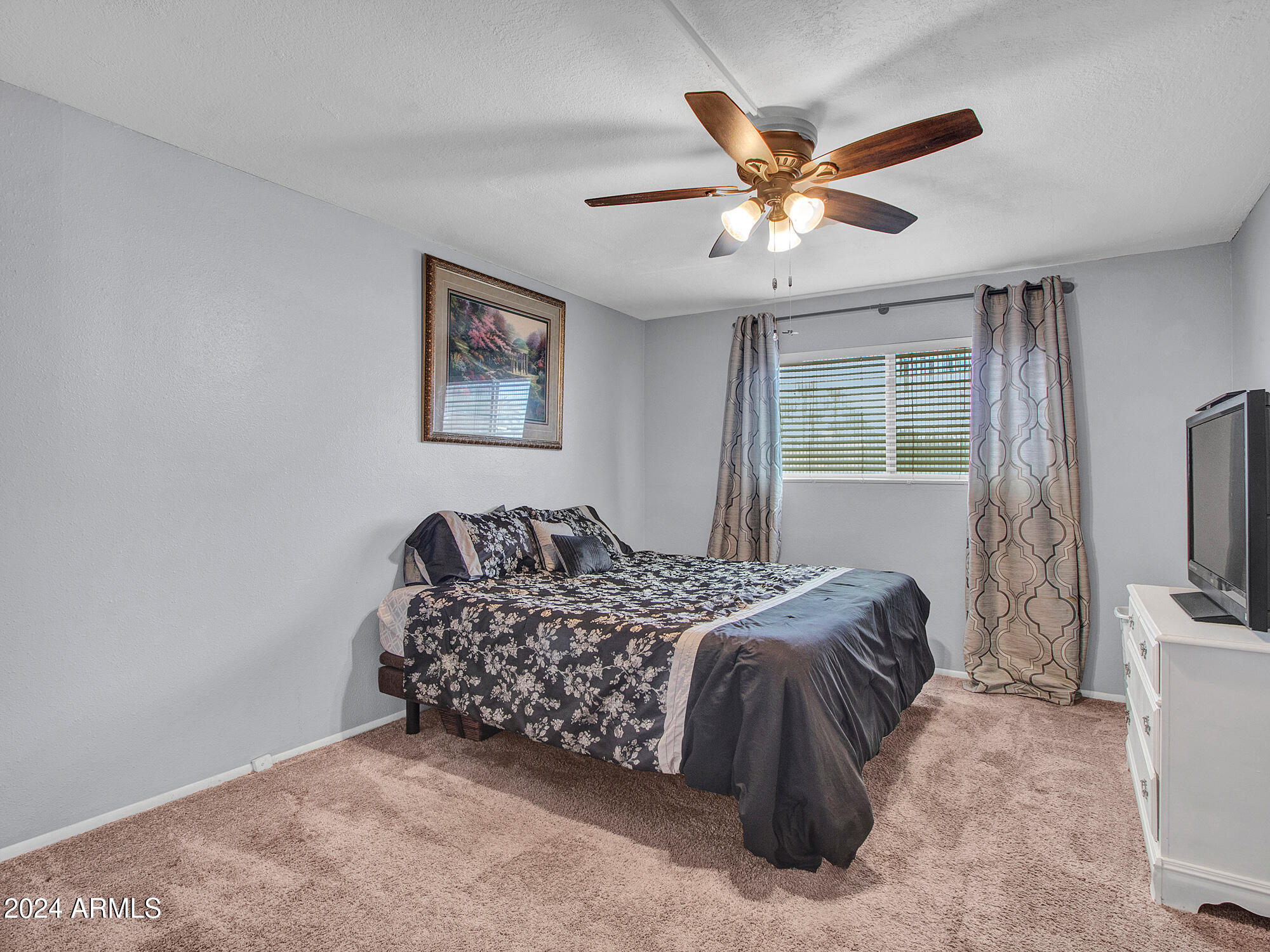 Litchfield Park, Arizona 85340, United States, 3 Bedrooms Bedrooms, ,2 BathroomsBathrooms,Residential,Pending,117644