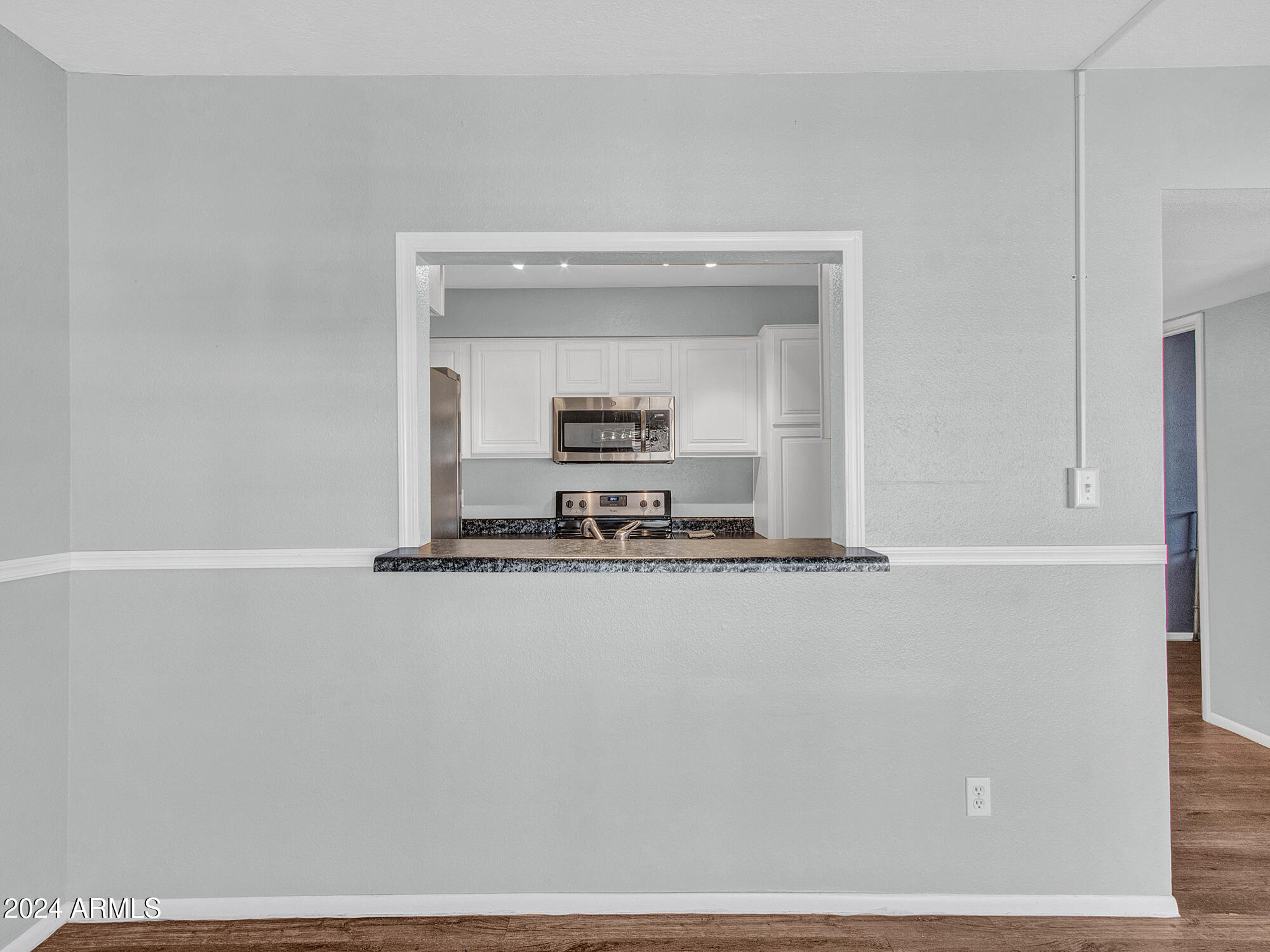 Litchfield Park, Arizona 85340, United States, 3 Bedrooms Bedrooms, ,2 BathroomsBathrooms,Residential,Pending,117644