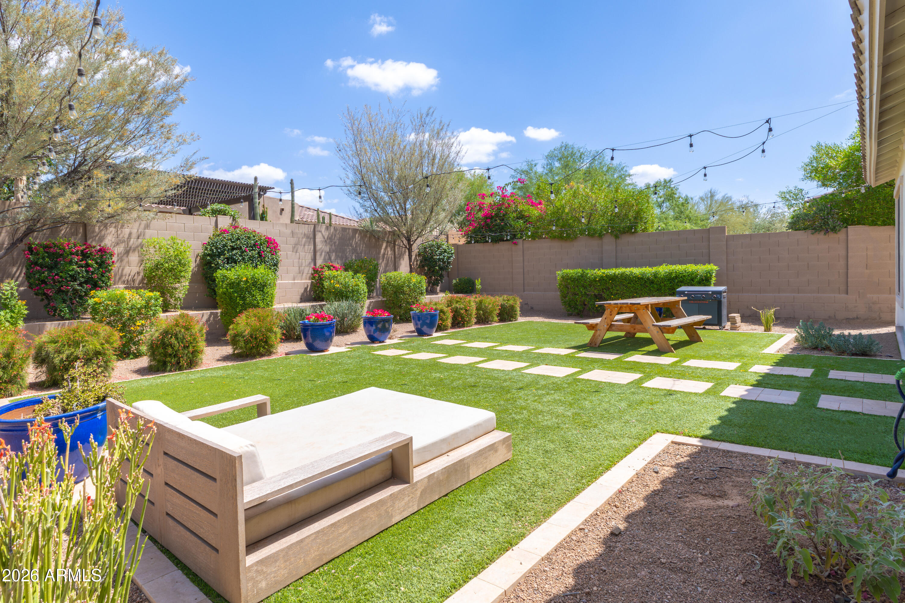MONTE VISTA - Residential