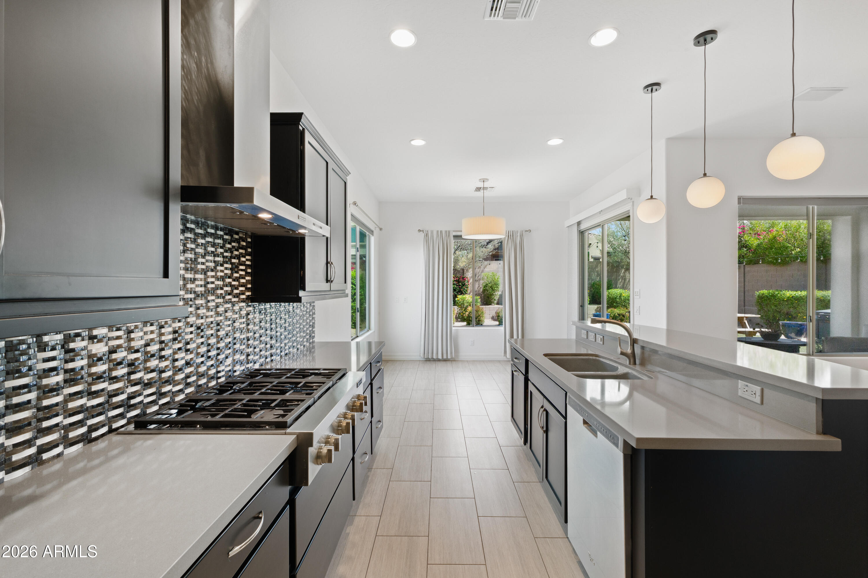 MONTE VISTA - Residential