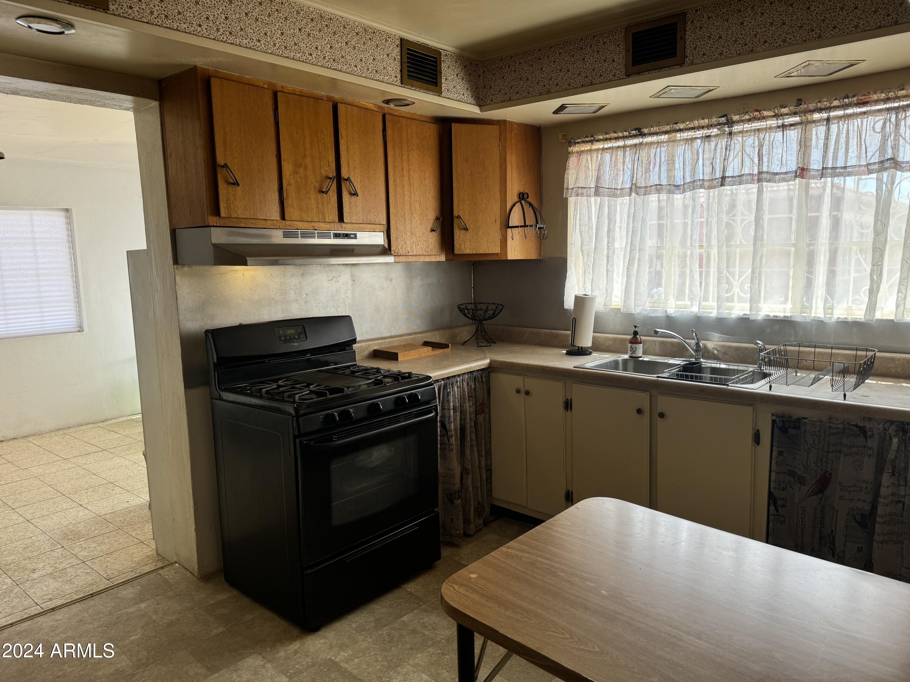 CLAWSON - Residential