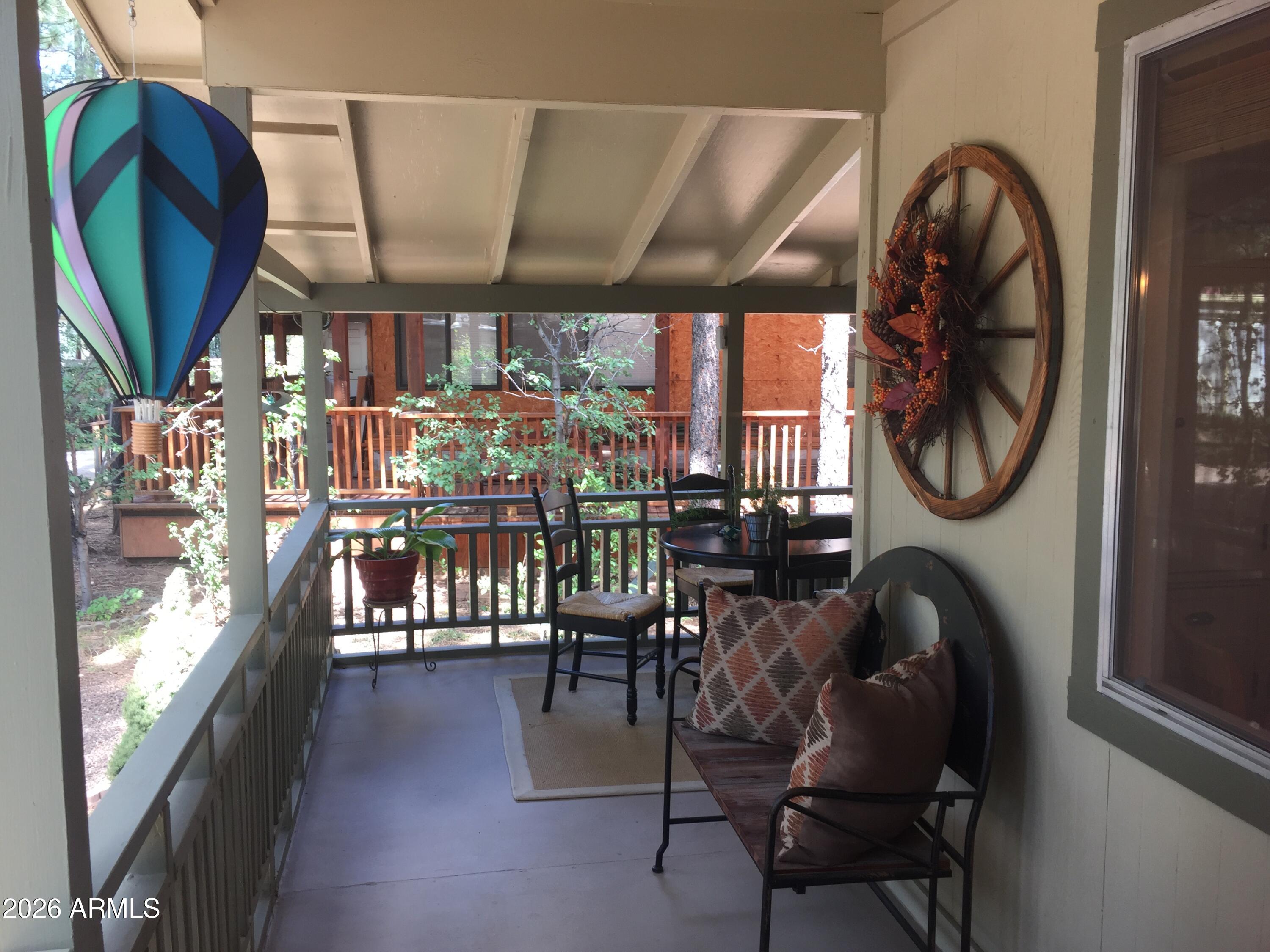 261 N POWDER HORN Lane