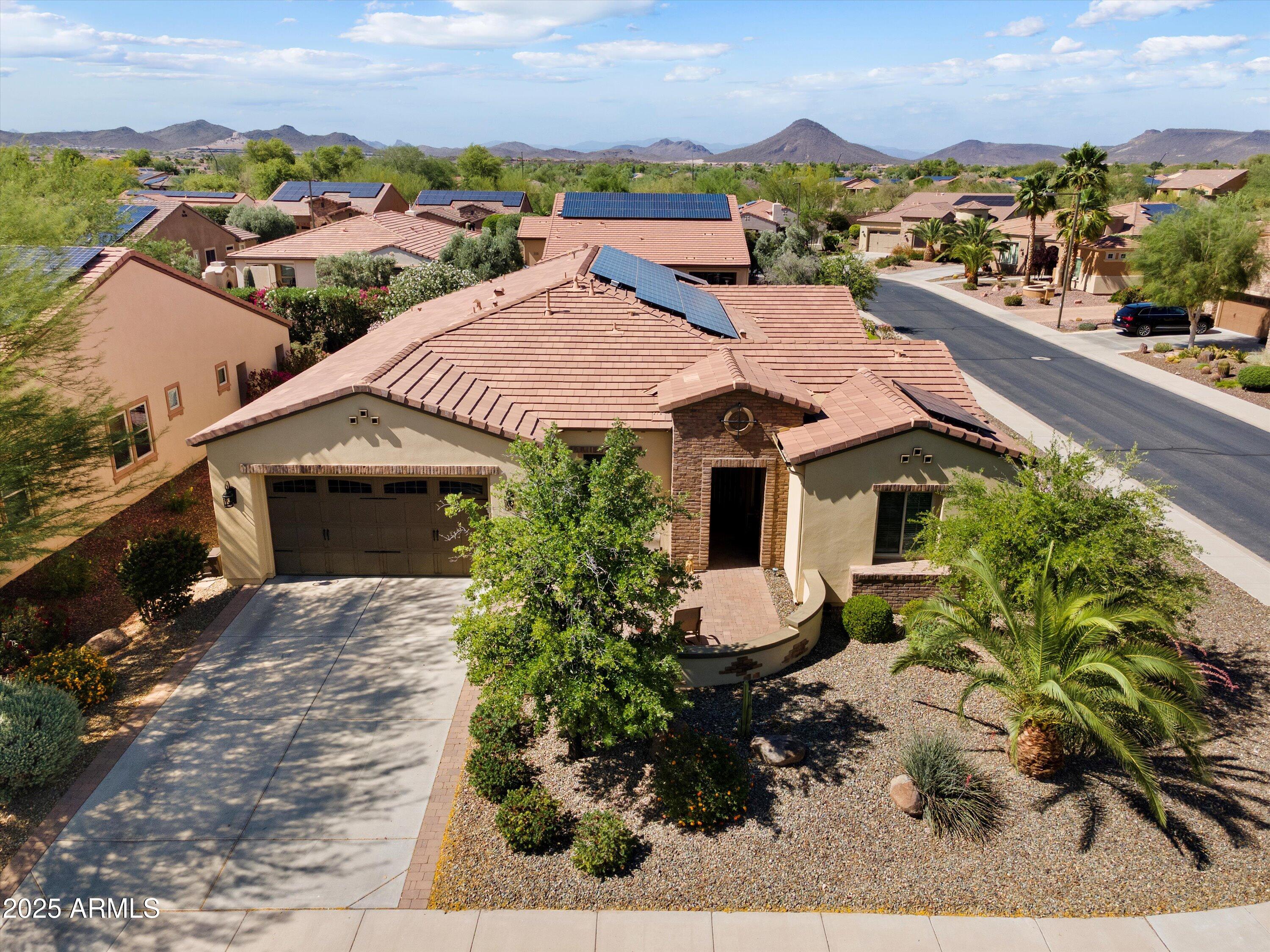 12904 W DALE Lane