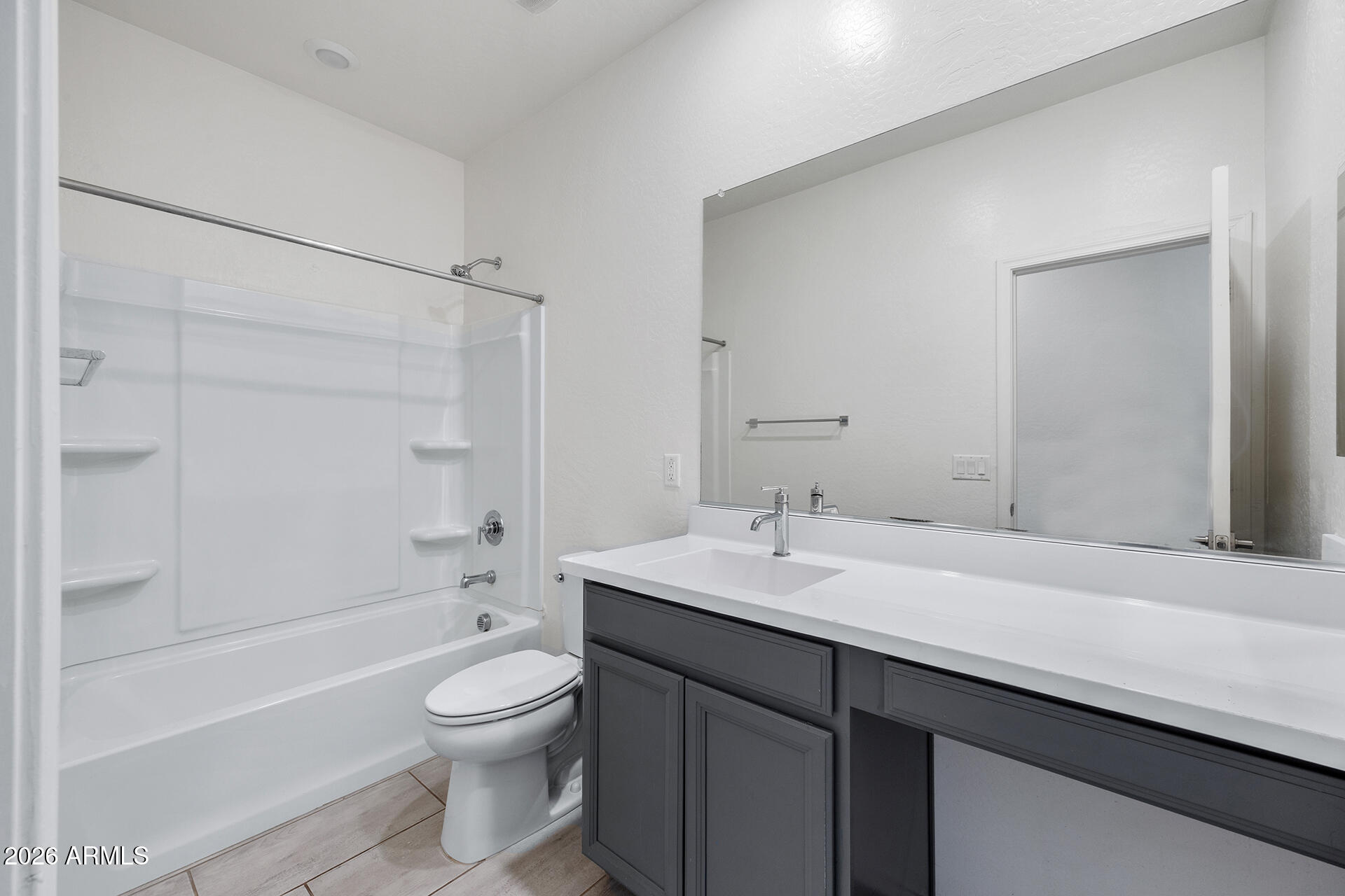 2435 W KOWALSKY Lane