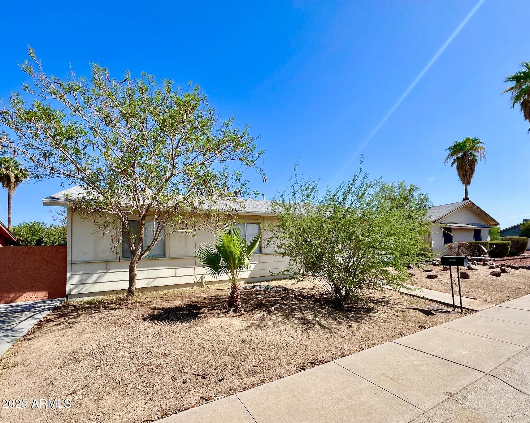 5306 W MAUNA LOA Lane