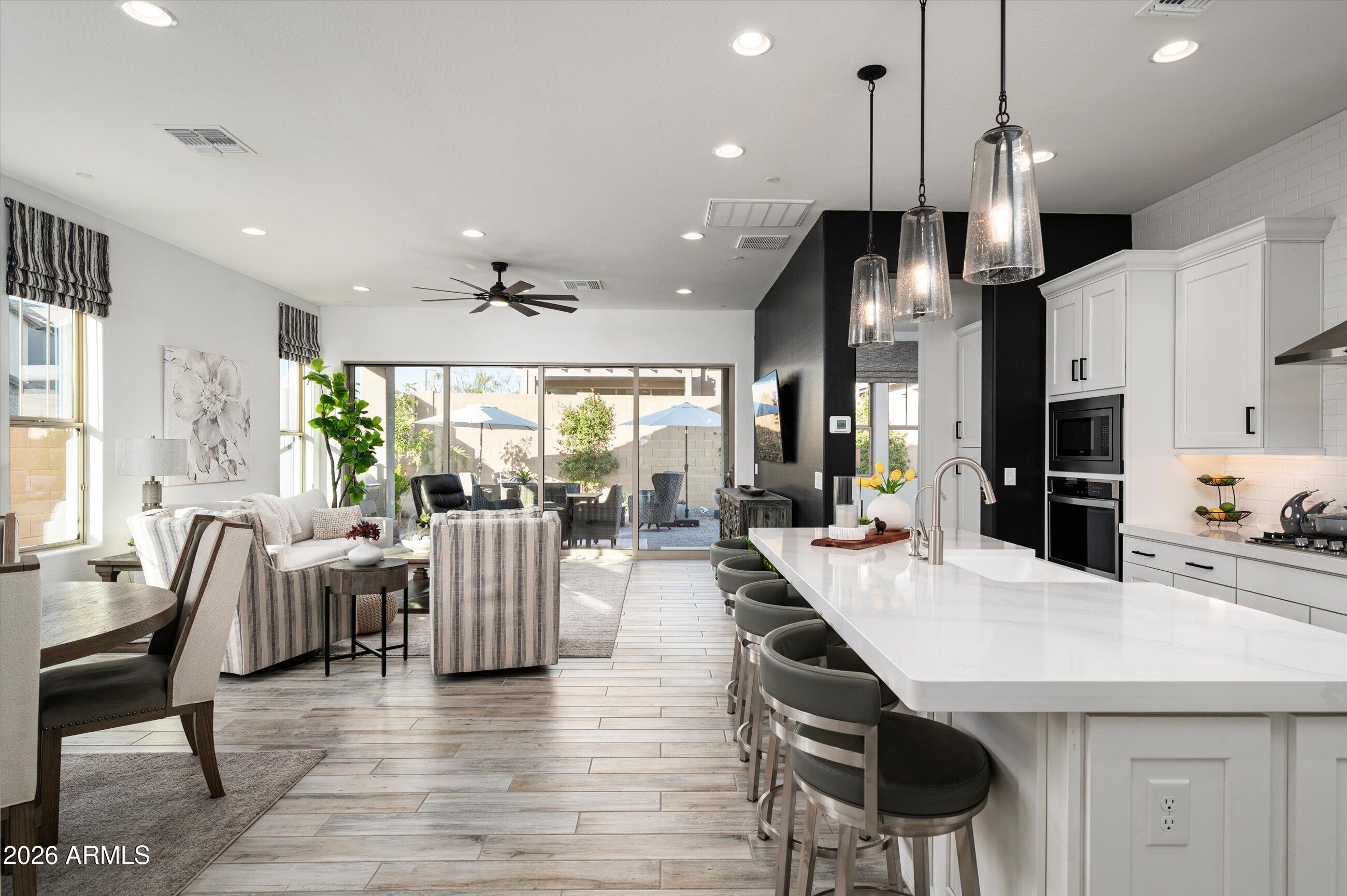 6138 E VIA DEL SOL Drive