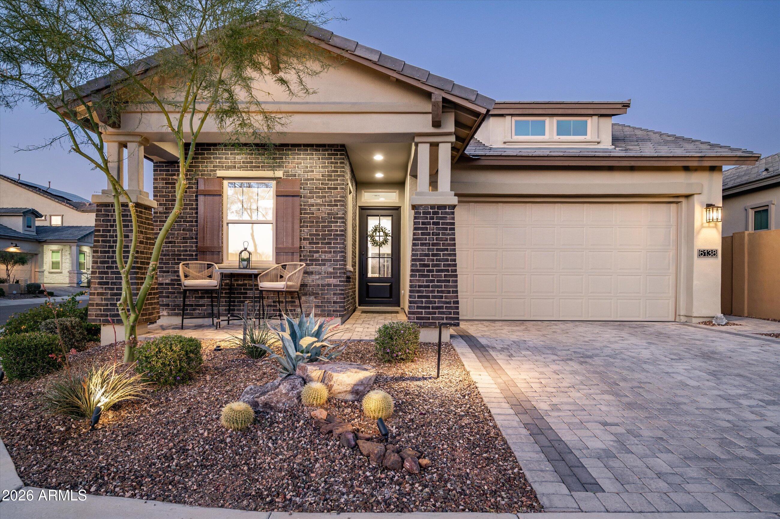 6138 E VIA DEL SOL Drive