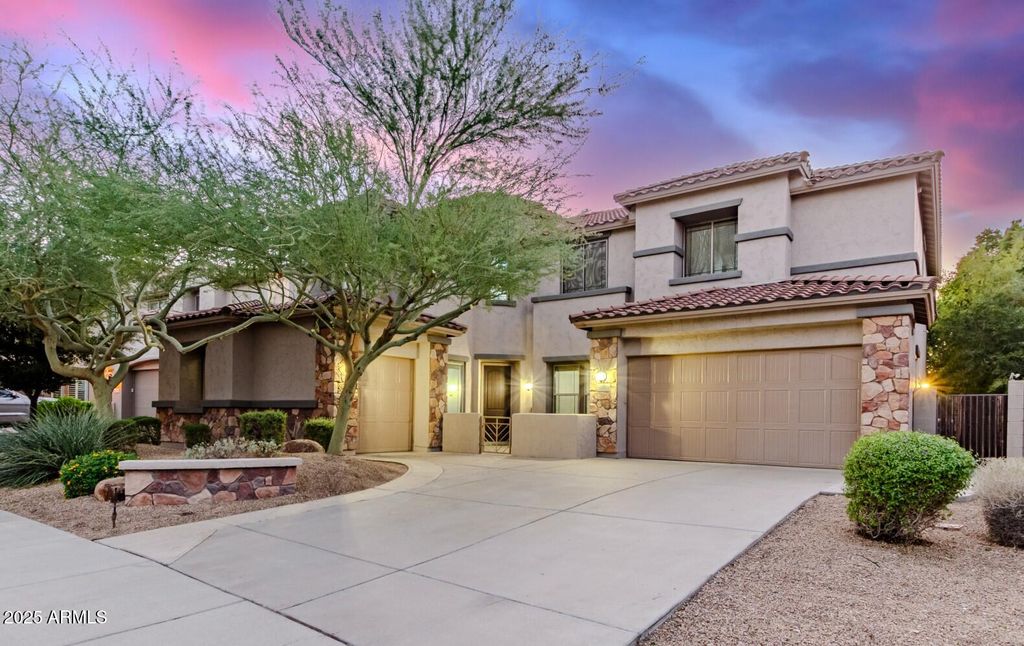 Photo of 26924 N 89th Drive, Peoria, AZ 85383 (MLS # 6931893)
